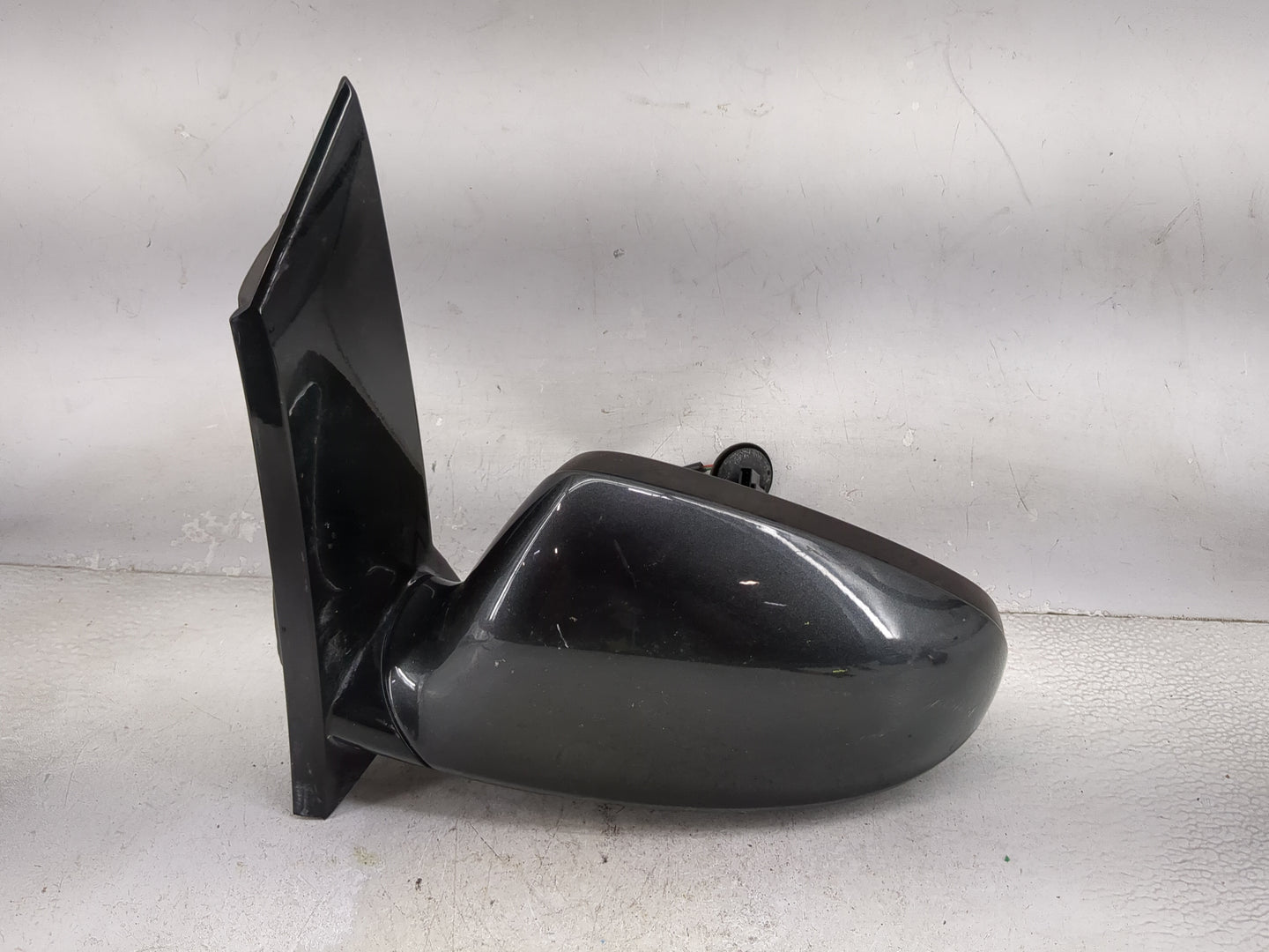 2012-2017 Buick Verano Driver Side View Mirror - Left Door Mirror OEM Used - Oemusedautoparts1.com