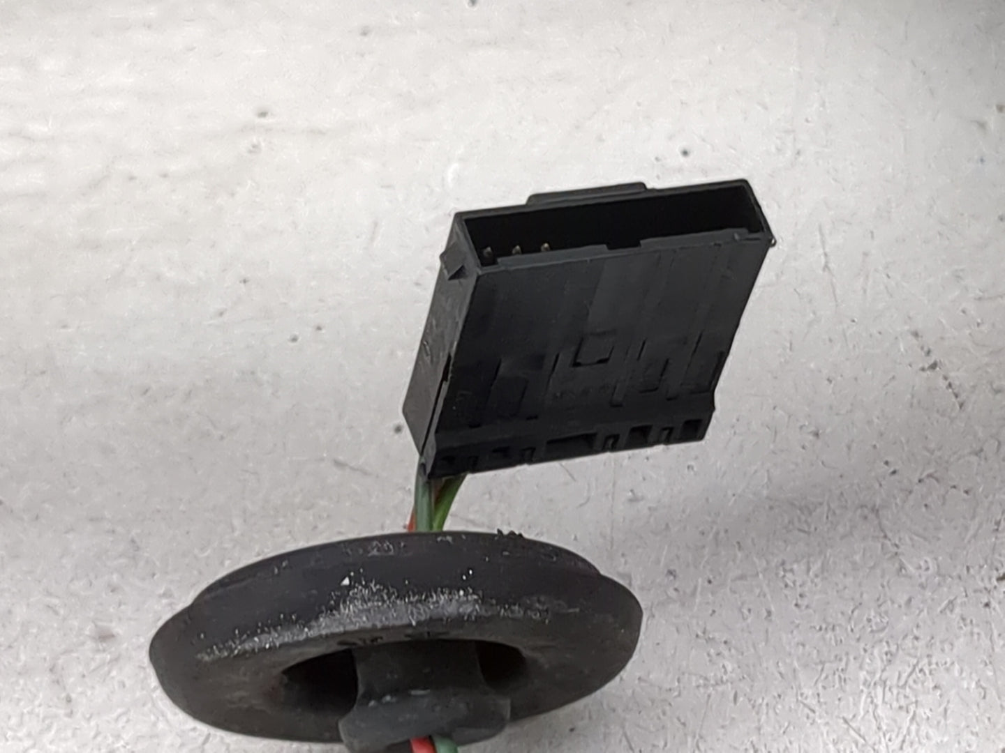 2012-2017 Buick Verano Driver Side View Mirror - Left Door Mirror OEM Used - Oemusedautoparts1.com