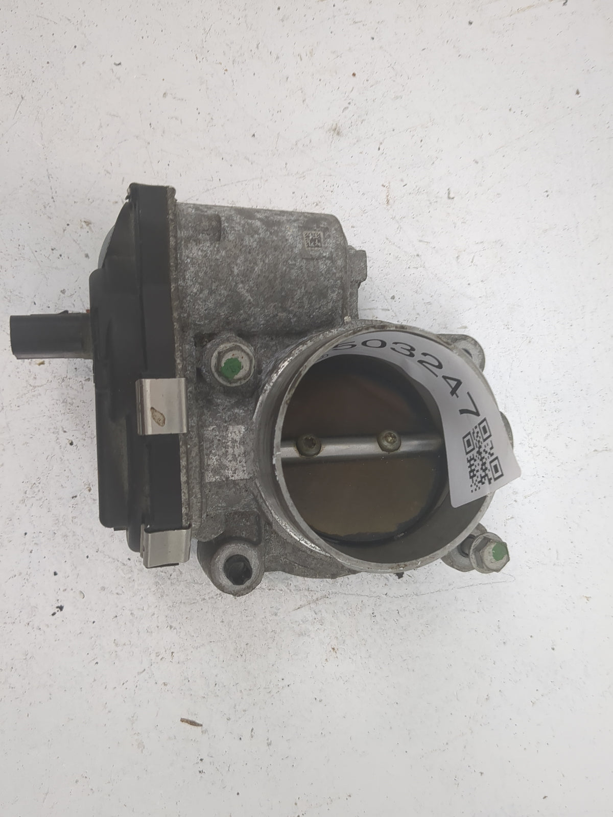 2016-2017 Buick Verano Throttle Body P/N:12669146AA Fits Fits 2016 2017 OEM Used Auto Parts - Oemusedautoparts1.com