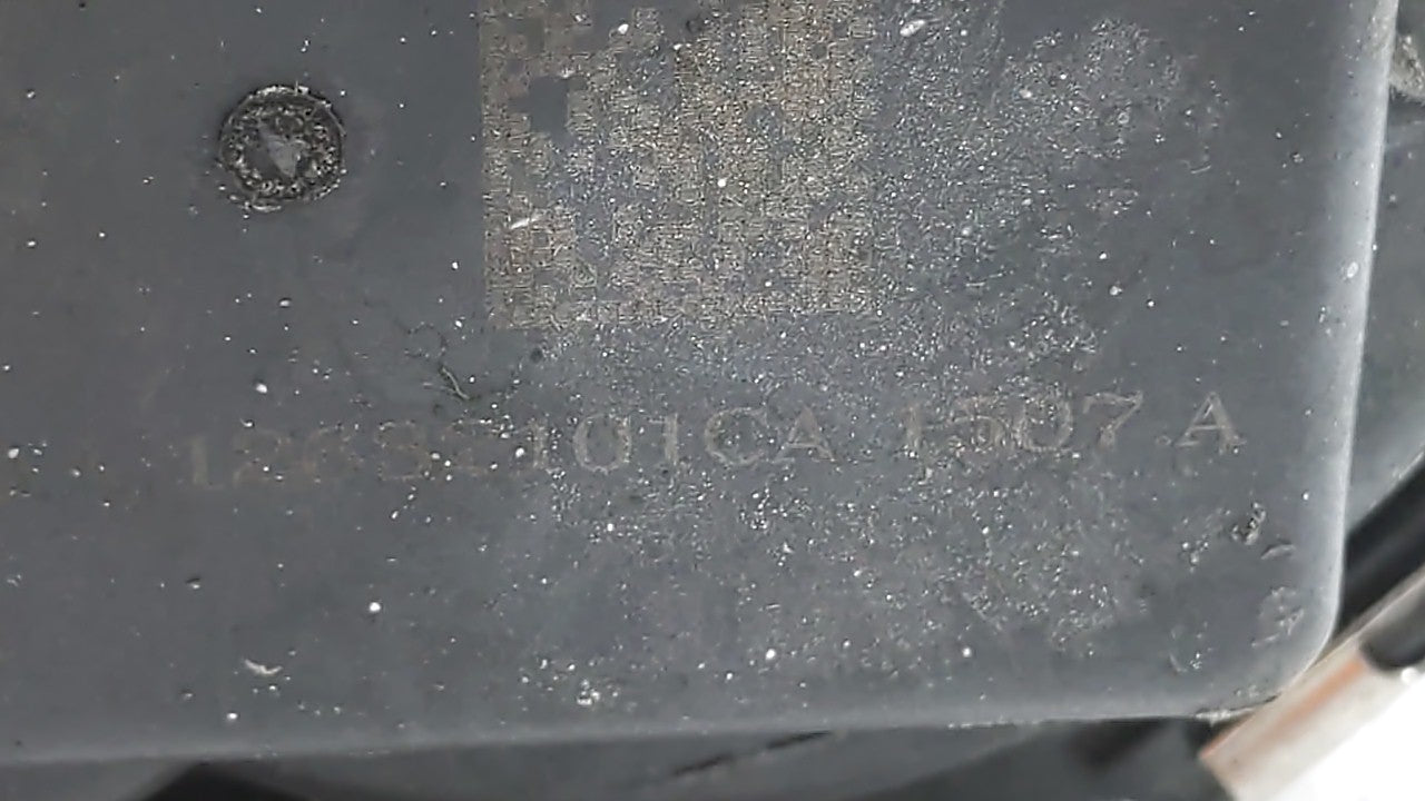 2016-2017 Buick Verano Throttle Body P/N:12632101CA 12669146AA, 12670834AA Fits Fits 2016 2017 OEM Used Auto Parts - Oemused