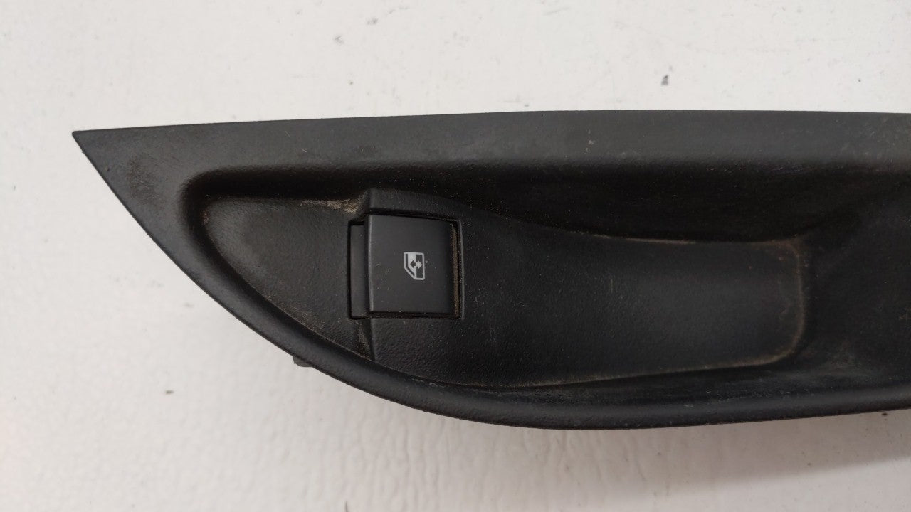 2016 Buick Verano Passenger Right Power Window Switch 2547017 - Oemusedautoparts1.com