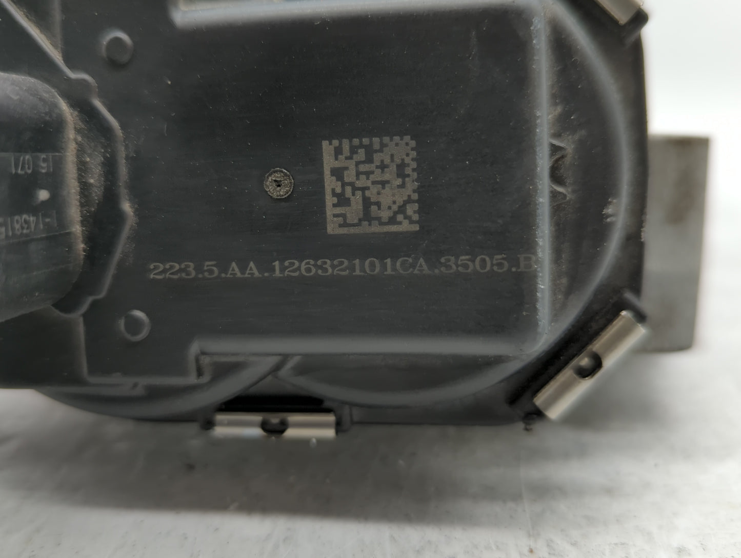 2016-2017 Buick Verano Throttle Body P/N:12669146AA 12670834AA Fits Fits 2016 2017 OEM Used Auto Parts - Oemusedautoparts1.c