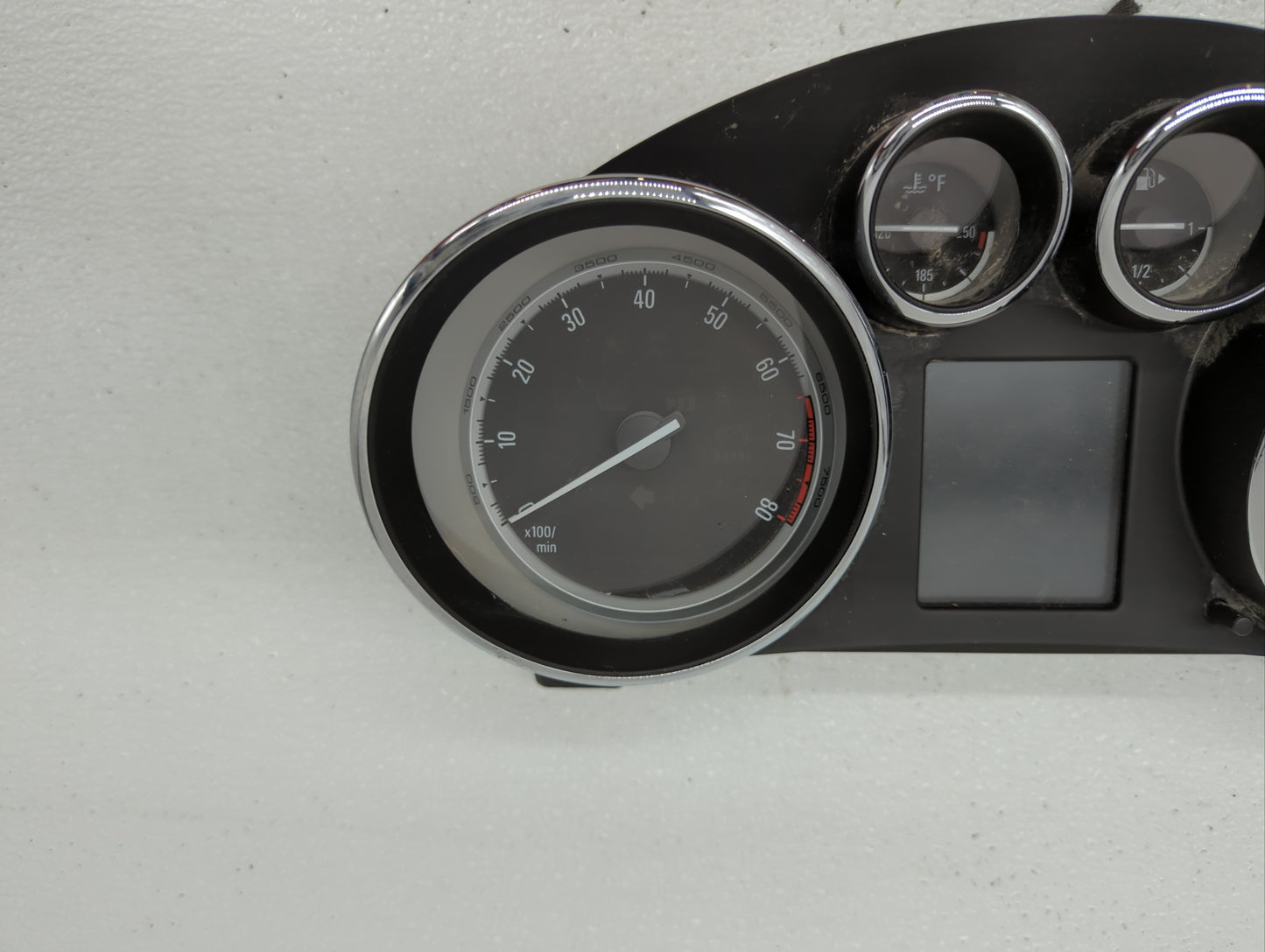 2015-2017 Buick Verano Instrument Cluster Speedometer Gauges P/N:23316331 Fits Fits 2015 2016 2017 OEM Used Auto Parts - Oem