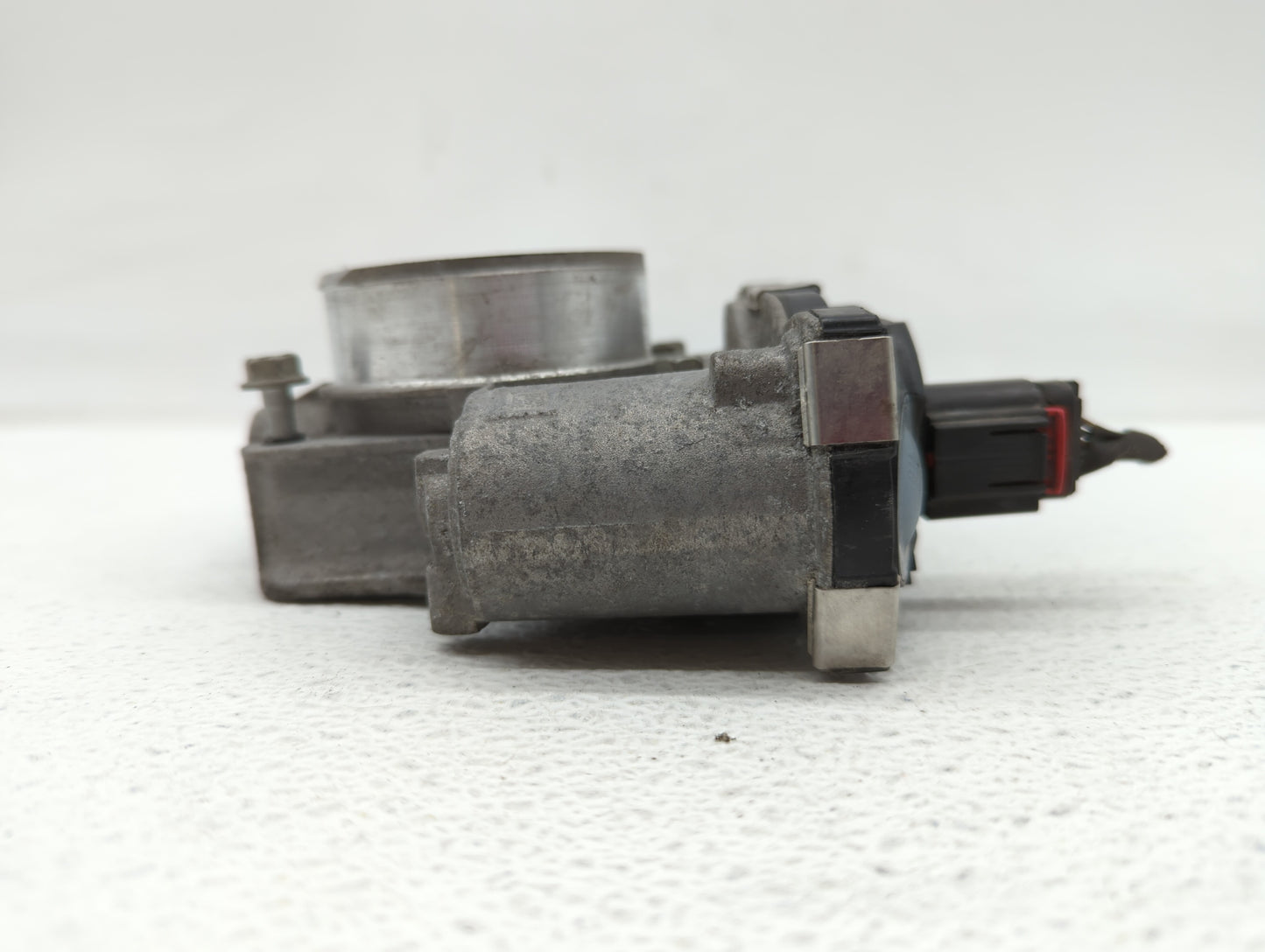 2016-2017 Buick Verano Throttle Body P/N:12669146AA 12670834AA Fits Fits 2016 2017 OEM Used Auto Parts - Oemusedautoparts1.c