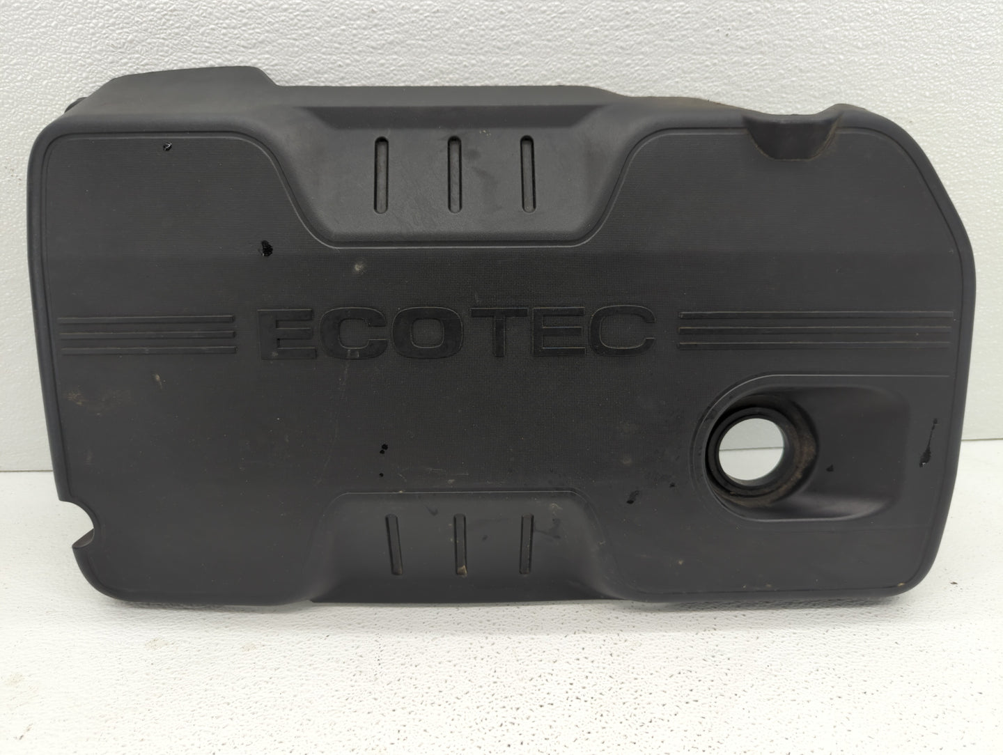 2016 Buick Verano Engine Cover Black - Oemusedautoparts1.com