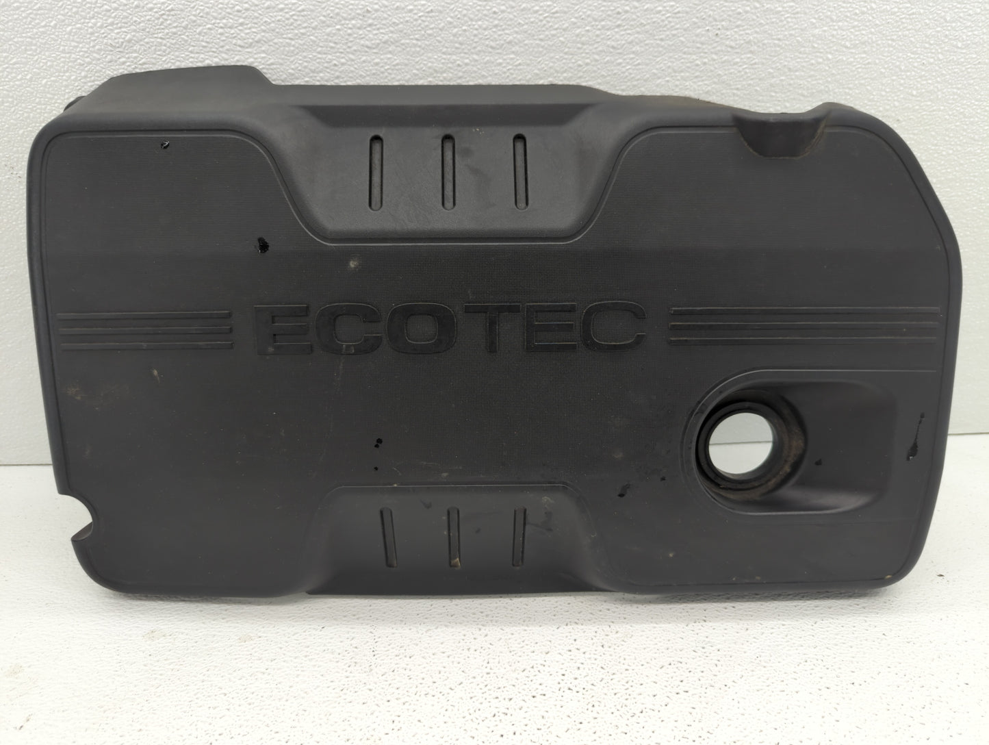 2016 Buick Verano Engine Cover Black - Oemusedautoparts1.com
