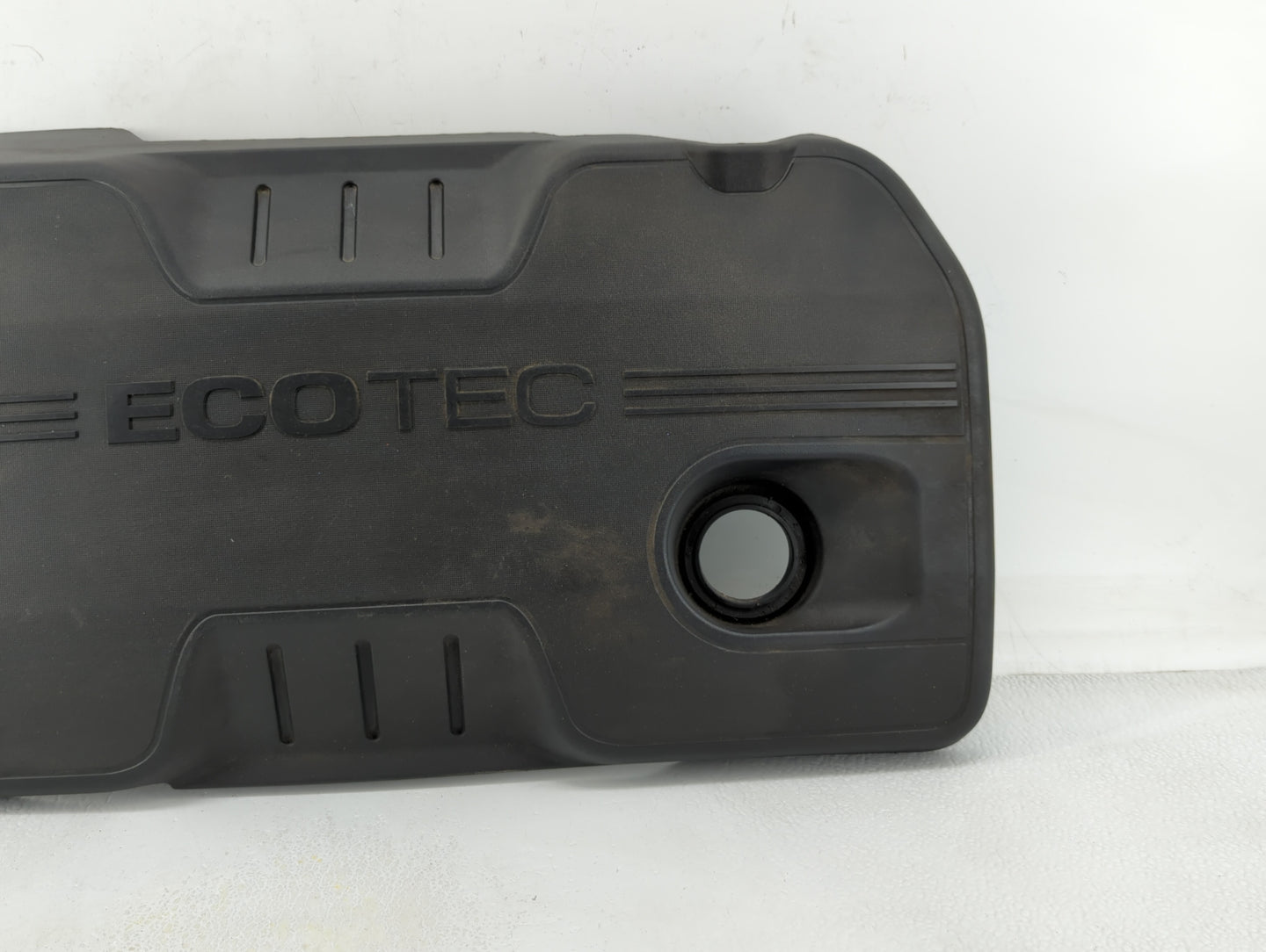 2016 Buick Verano Engine Cover - Oemusedautoparts1.com