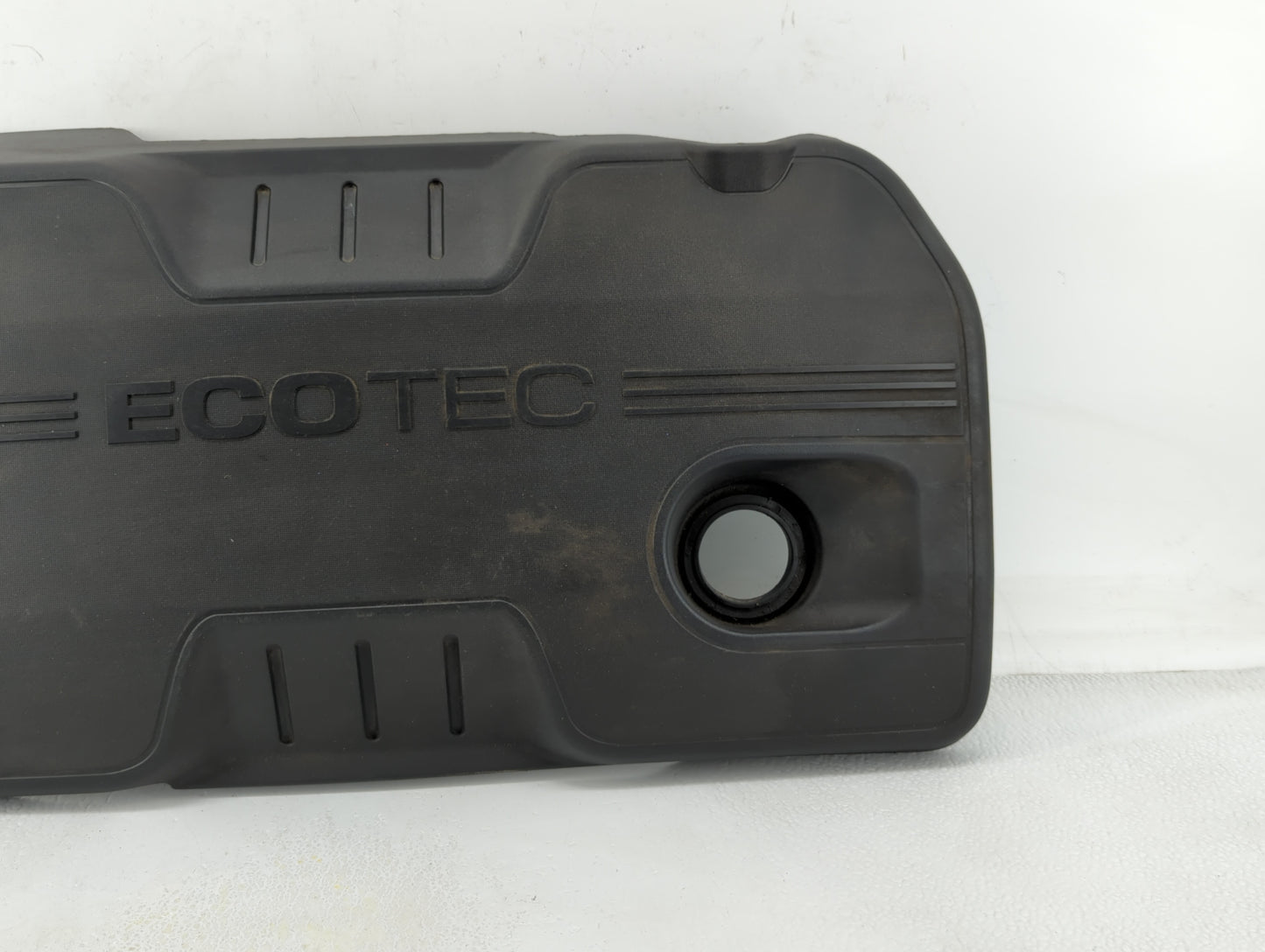 2016 Buick Verano Engine Cover - Oemusedautoparts1.com