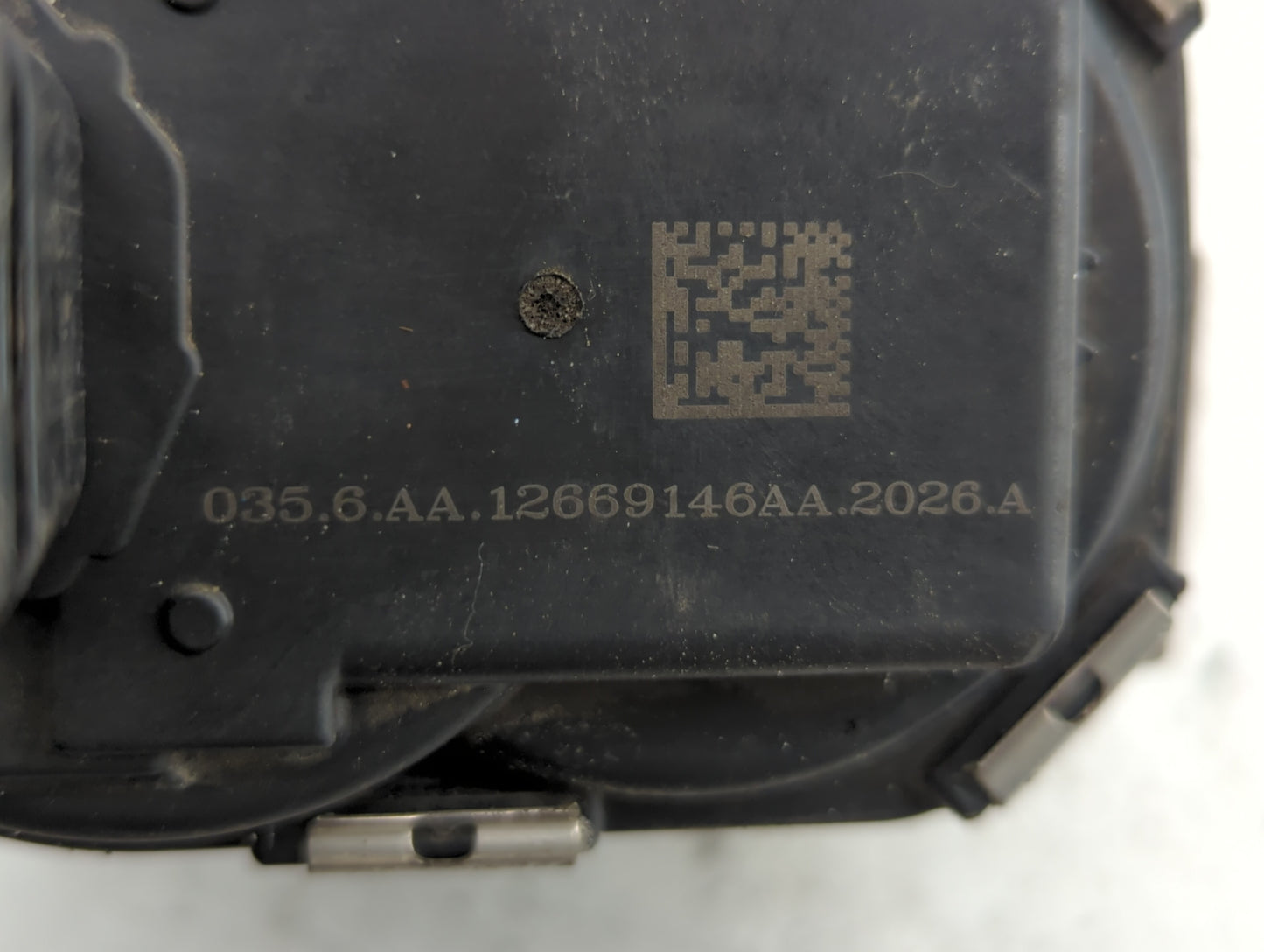2016-2017 Buick Verano Throttle Body P/N:12669146AA 12670834AA Fits Fits 2016 2017 OEM Used Auto Parts - Oemusedautoparts1.c