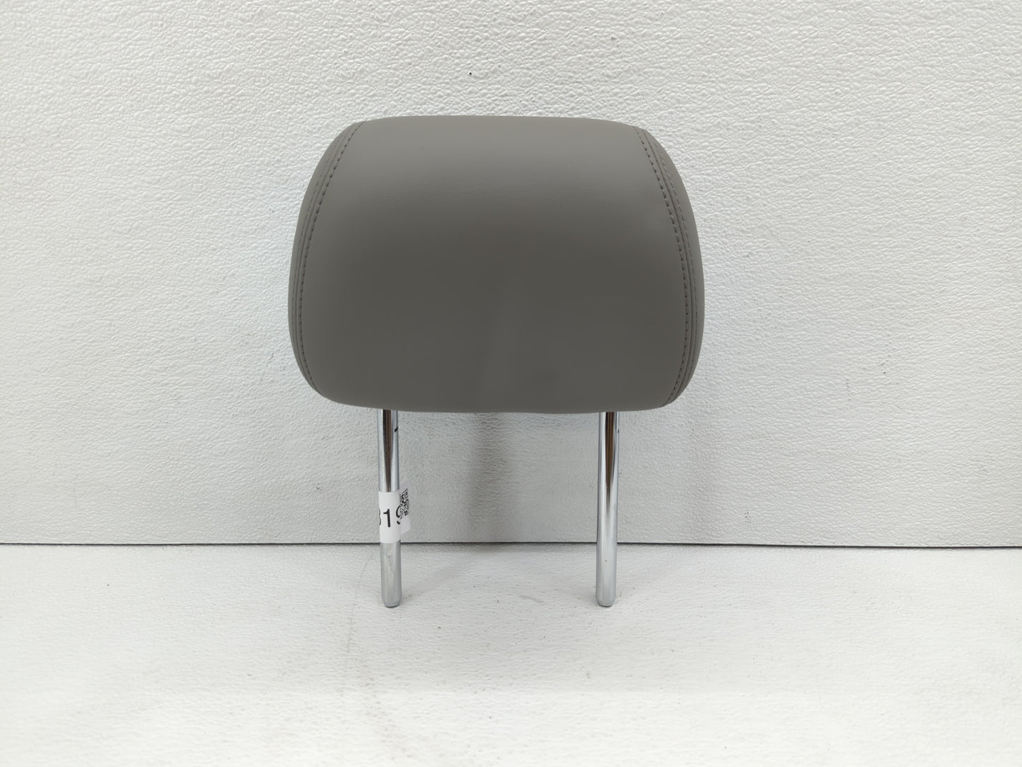 2016-2017 Buick Verano Headrest Head Rest Rear Seat Grey - Oemusedautoparts1.com
