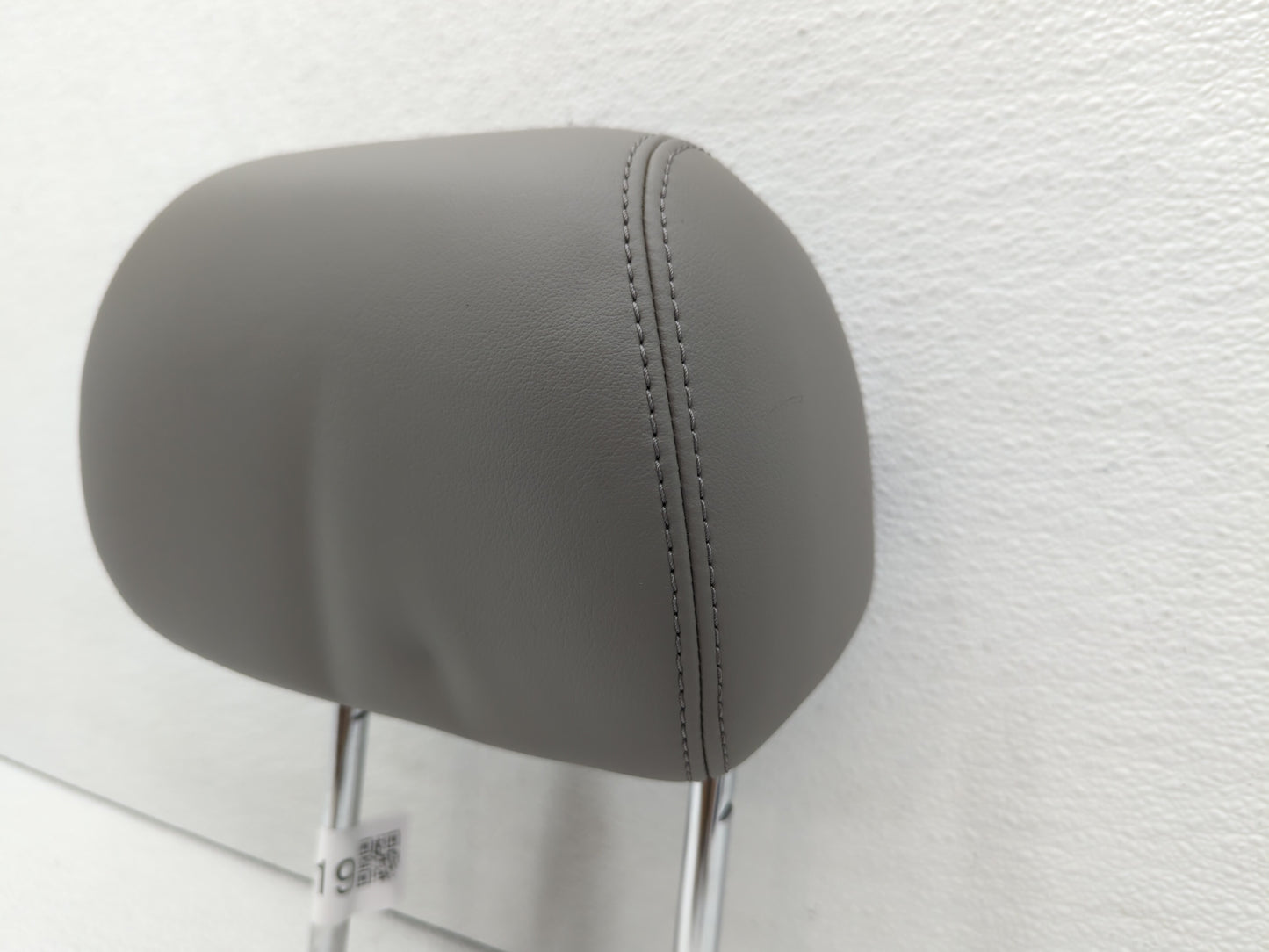 2016-2017 Buick Verano Headrest Head Rest Rear Seat Grey - Oemusedautoparts1.com