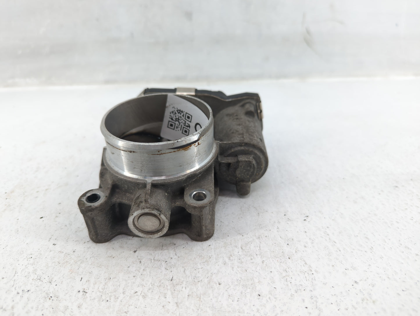 2016-2017 Buick Verano Throttle Body P/N:12632101 Fits Fits 2016 2017 OEM Used Auto Parts - Oemusedautoparts1.com