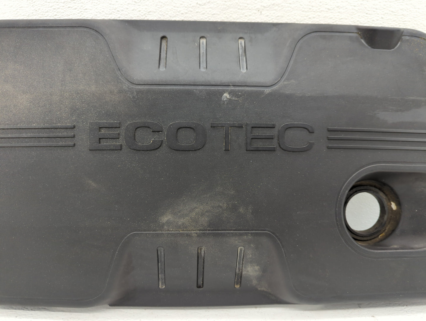 2016 Buick Verano Engine Cover - Oemusedautoparts1.com