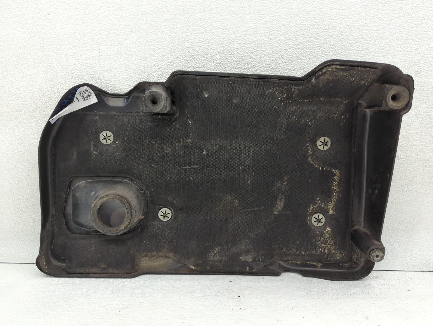 2016 Buick Verano Engine Cover - Oemusedautoparts1.com