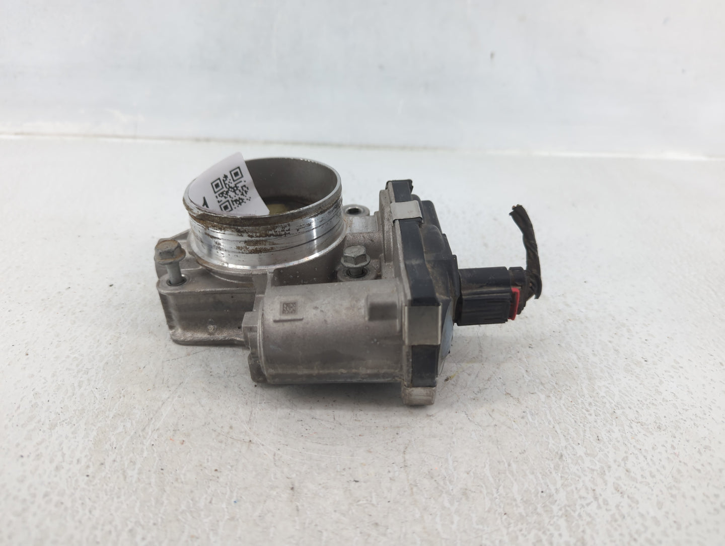 2016-2017 Buick Verano Throttle Body P/N:12669146AA Fits Fits 2016 2017 OEM Used Auto Parts - Oemusedautoparts1.com