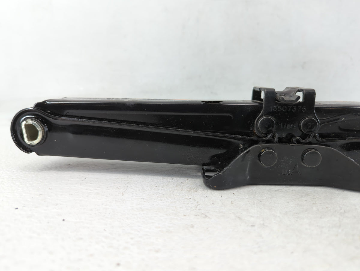 2016 Buick Verano Spare Scissor Car Jack 595910 - Oemusedautoparts1.com
