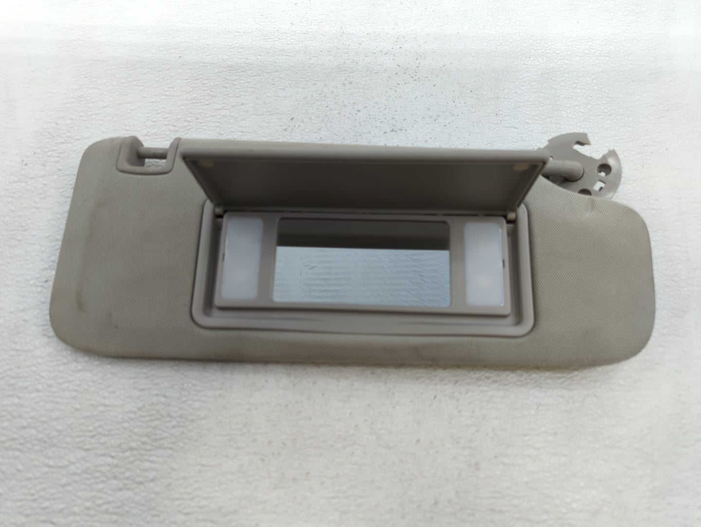 2012-2017 Buick Verano Sun Visor Shade Replacement Passenger Right Mirror Fits Fits 2012 2013 2014 2015 2016 2017 OEM Used A