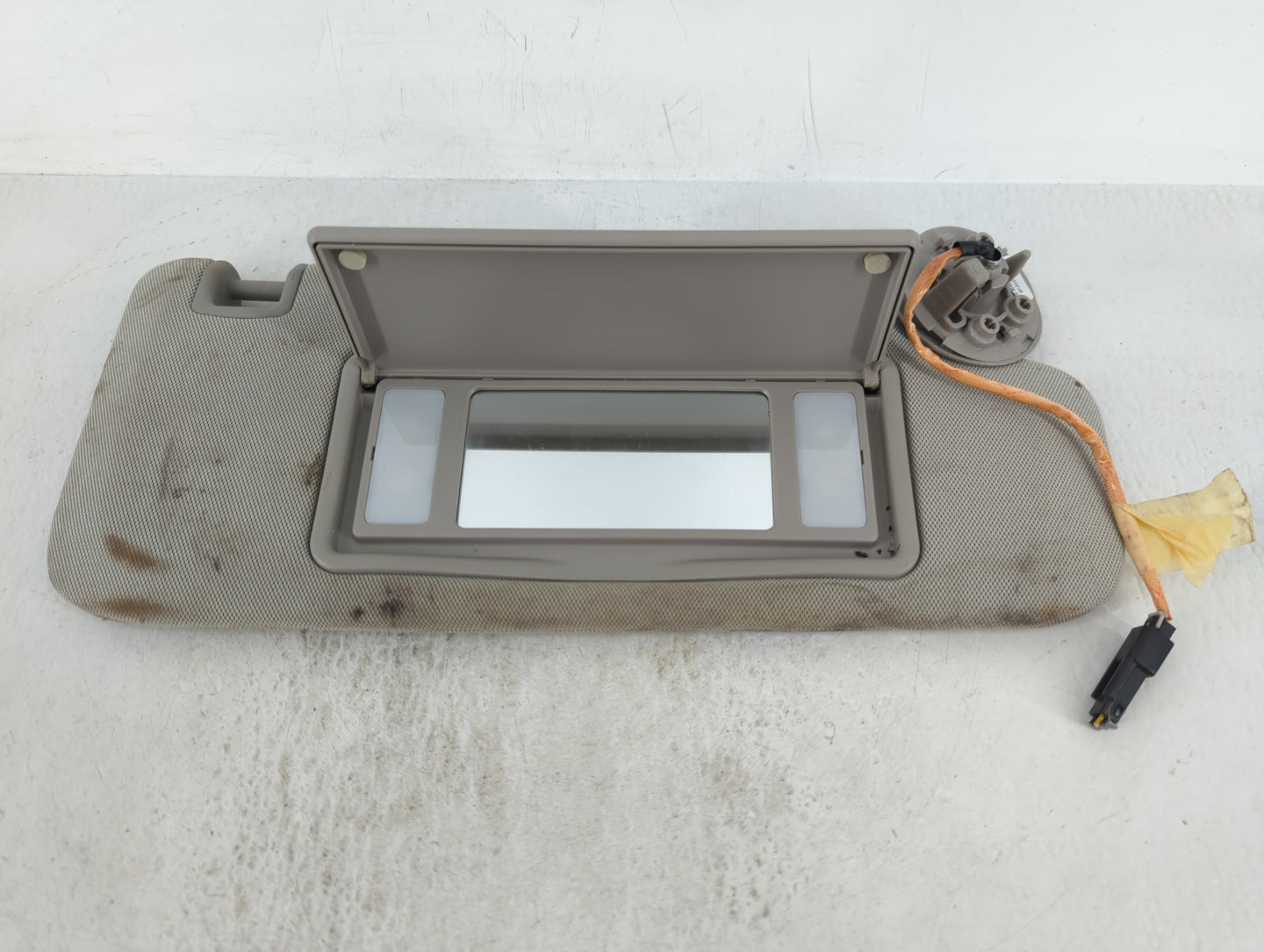 2012-2017 Buick Verano Sun Visor Shade Replacement Passenger Right Mirror Fits Fits 2012 2013 2014 2015 2016 2017 OEM Used A