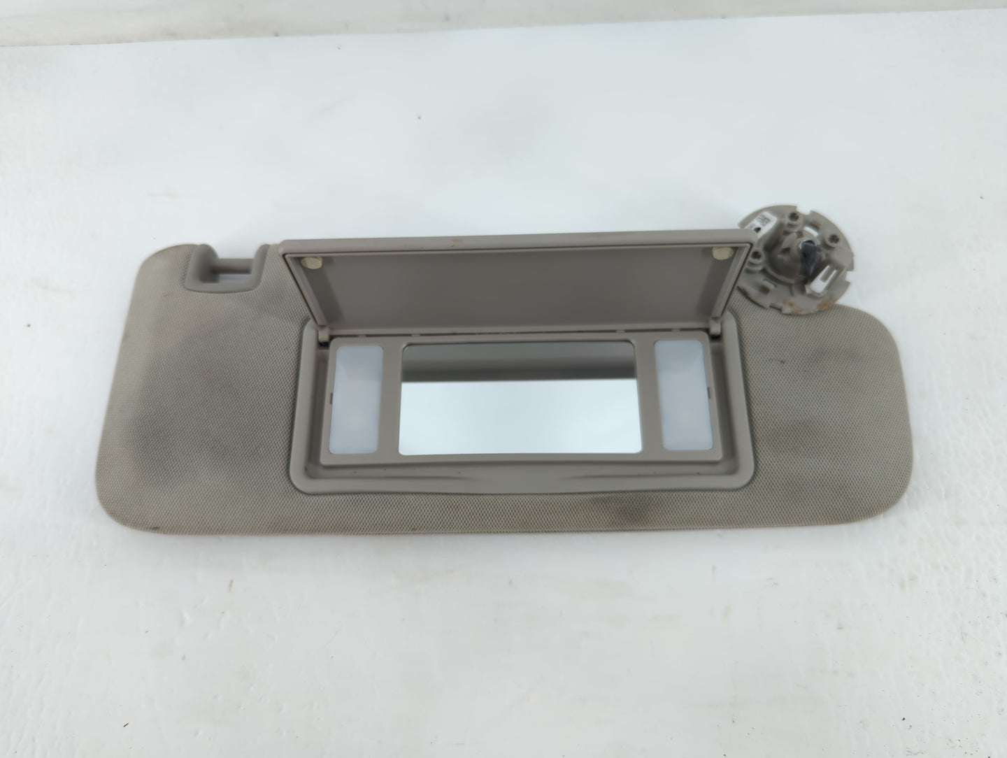 2012-2017 Buick Verano Sun Visor Shade Replacement Passenger Right Mirror Fits Fits 2012 2013 2014 2015 2016 2017 OEM Used A