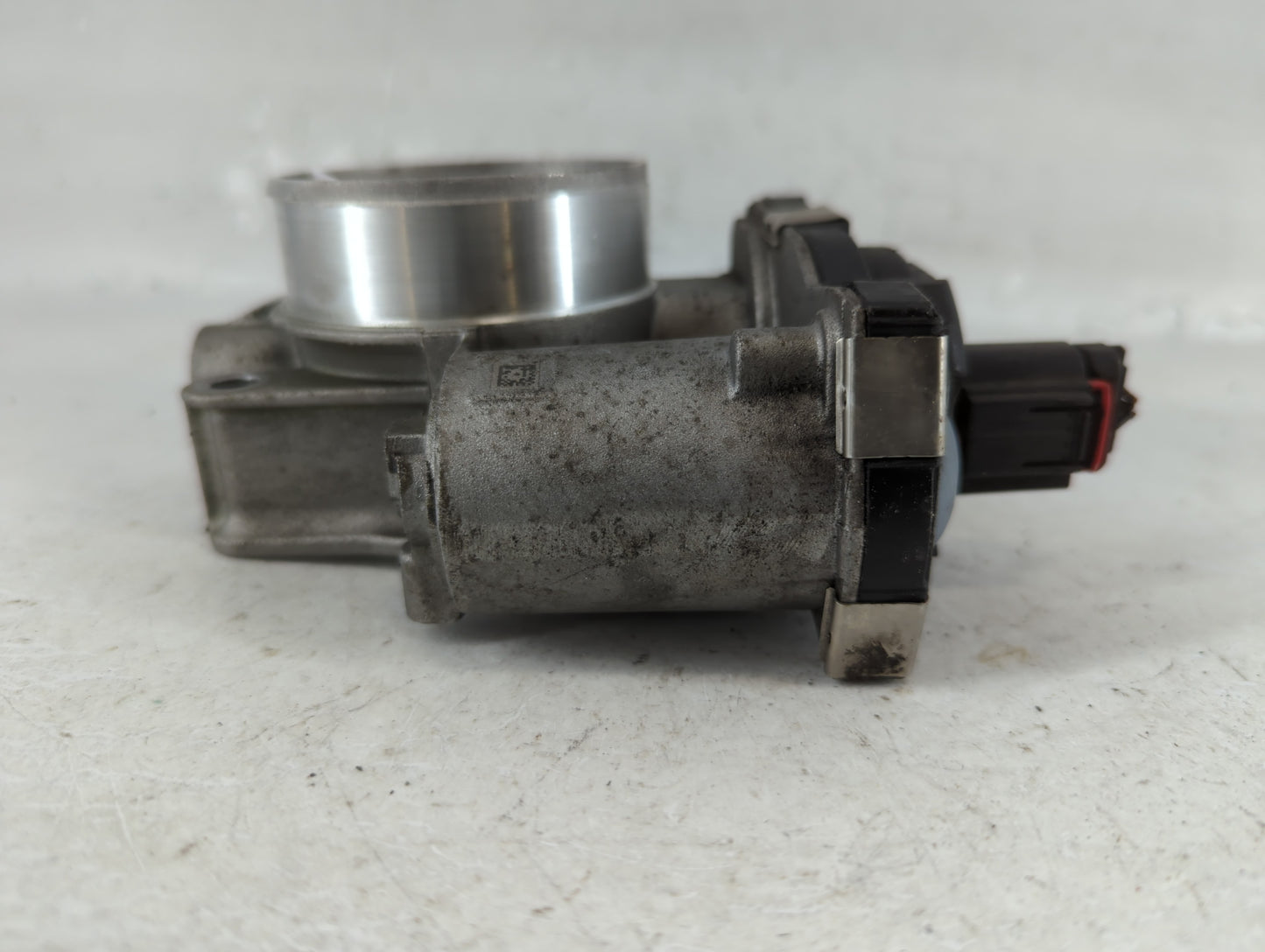 2016-2017 Buick Verano Throttle Body P/N:12669146AA Fits Fits 2016 2017 OEM Used Auto Parts - Oemusedautoparts1.com