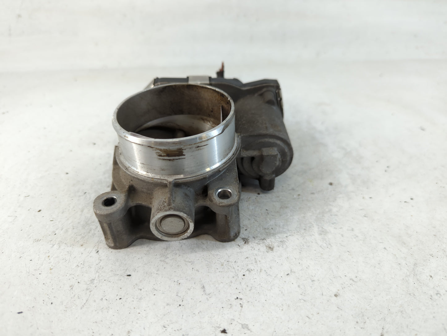 2016-2017 Buick Verano Throttle Body P/N:12669146AA Fits Fits 2016 2017 OEM Used Auto Parts - Oemusedautoparts1.com