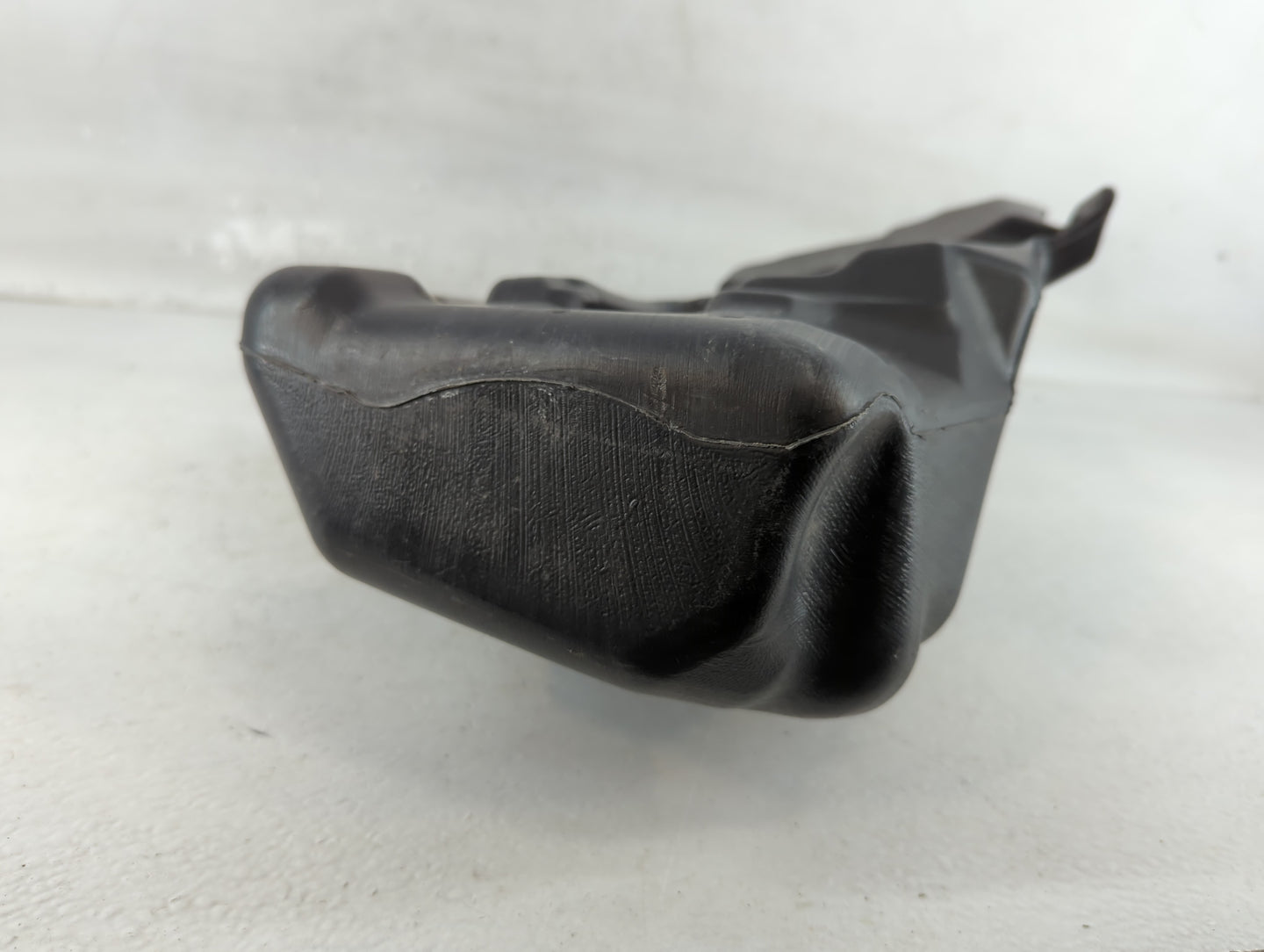 2014-2017 Buick Verano Windshield Washer Fluid Reservoir Bottle Oem - Oemusedautoparts1.com