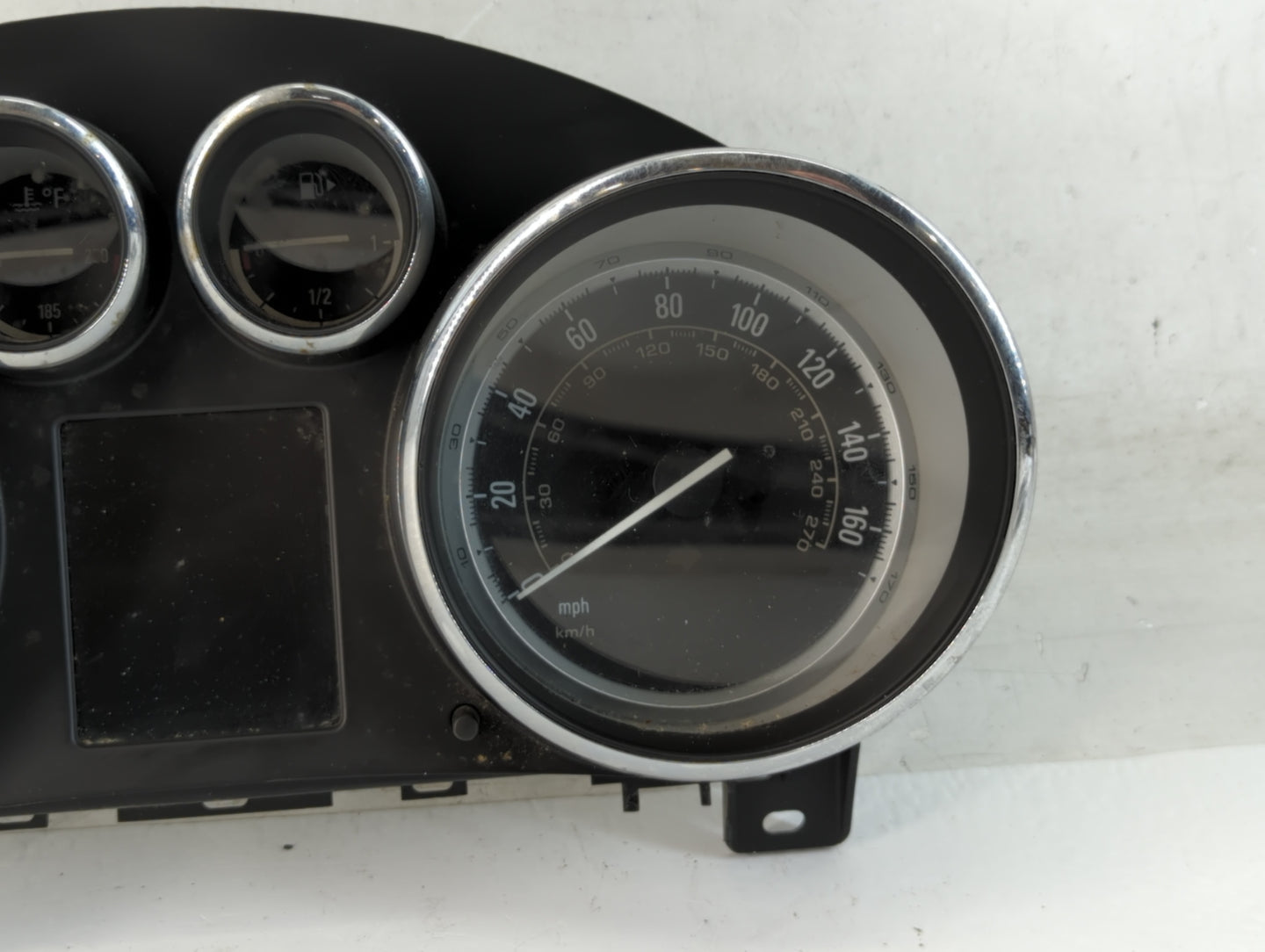 2015-2017 Buick Verano Instrument Cluster Speedometer Gauges P/N:600775881 23316331 Fits Fits 2015 2016 2017 OEM Used Auto P