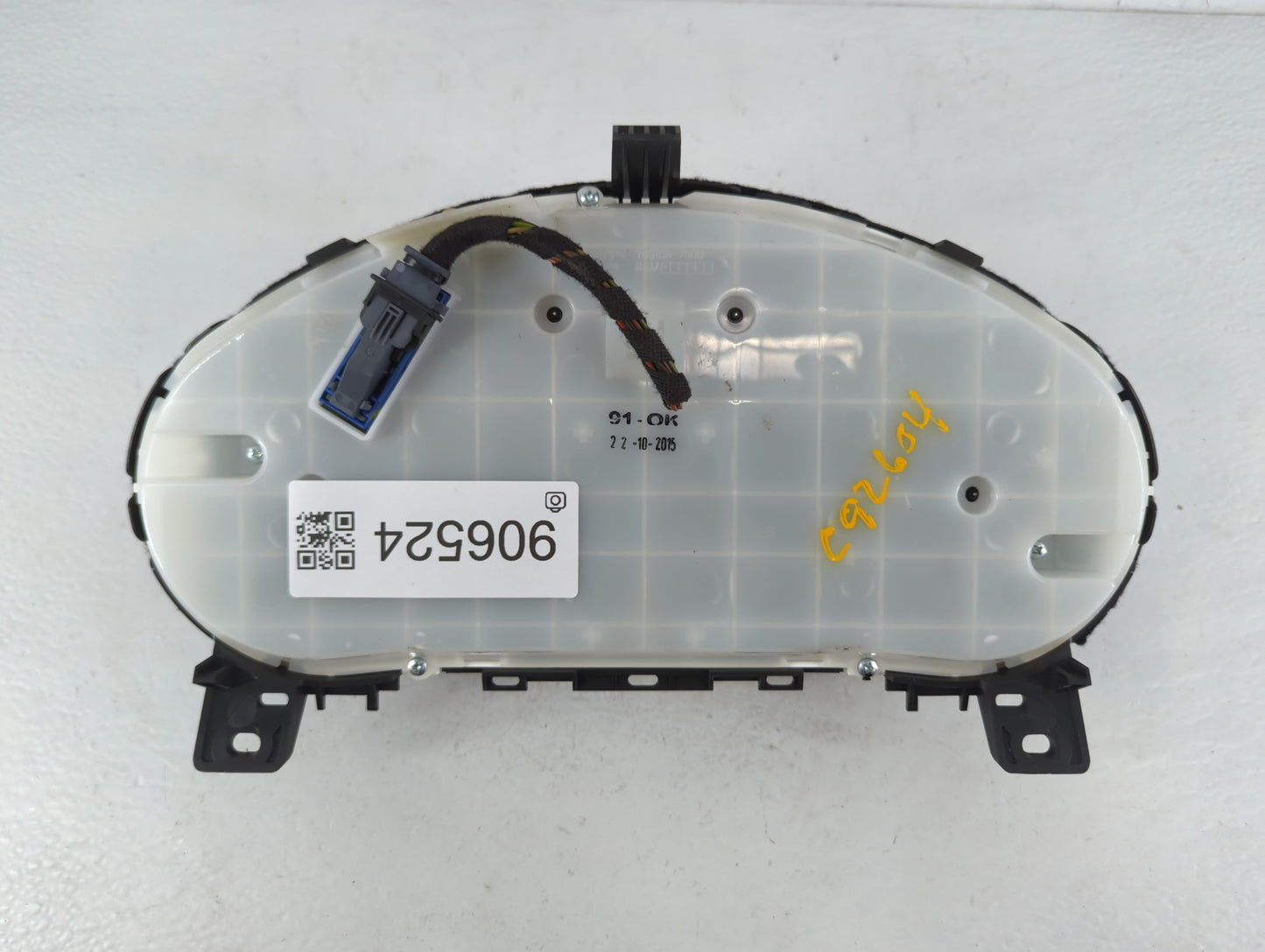 2015-2017 Buick Verano Instrument Cluster Speedometer Gauges P/N:23316331 Fits Fits 2015 2016 2017 OEM Used Auto Parts - Oem