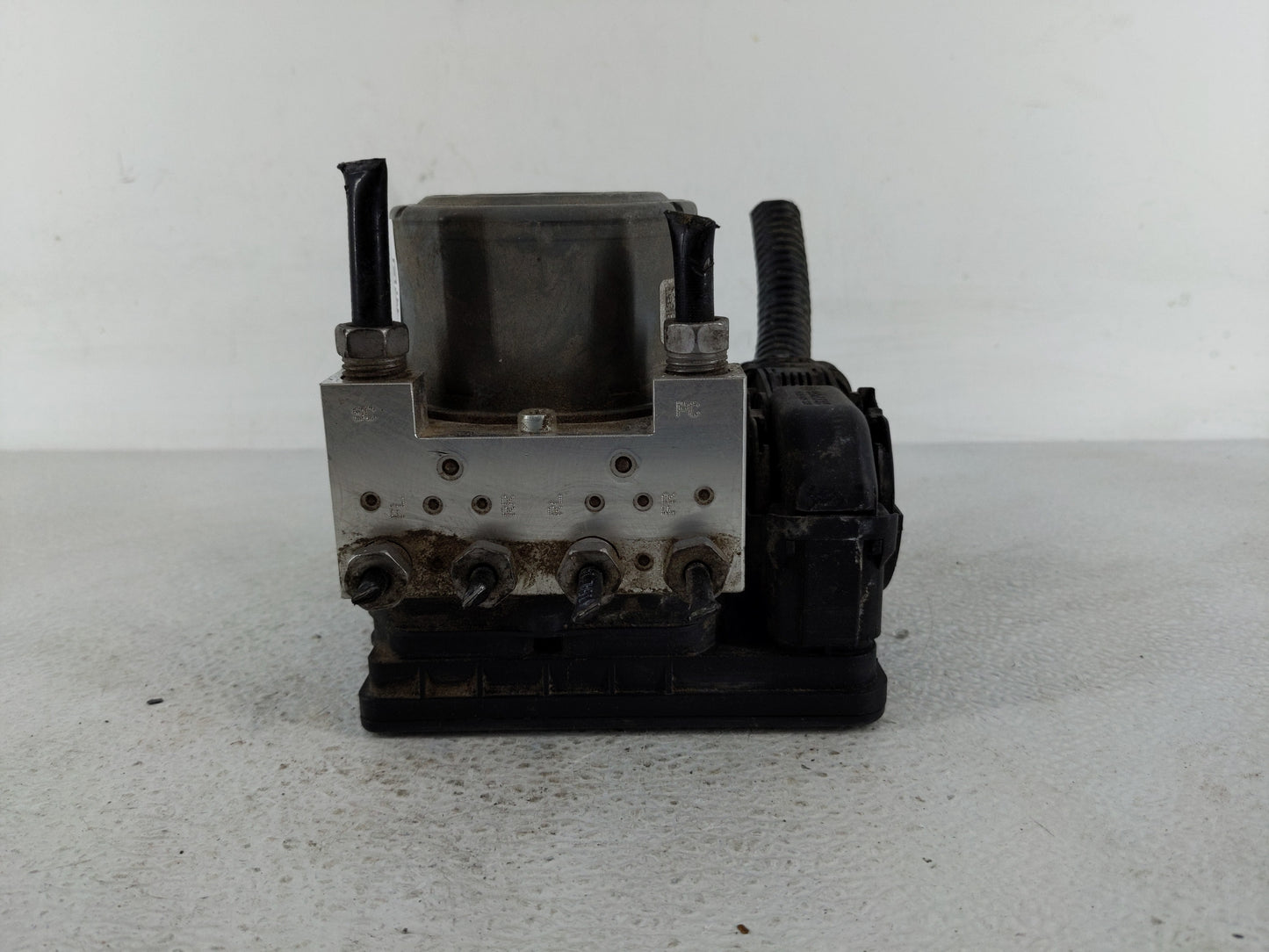 2014-2016 Cadillac Ats ABS Pump Control Module Replacement P/N:23308243 23122240 Fits Fits 2014 2015 2016 OEM Used Auto Part