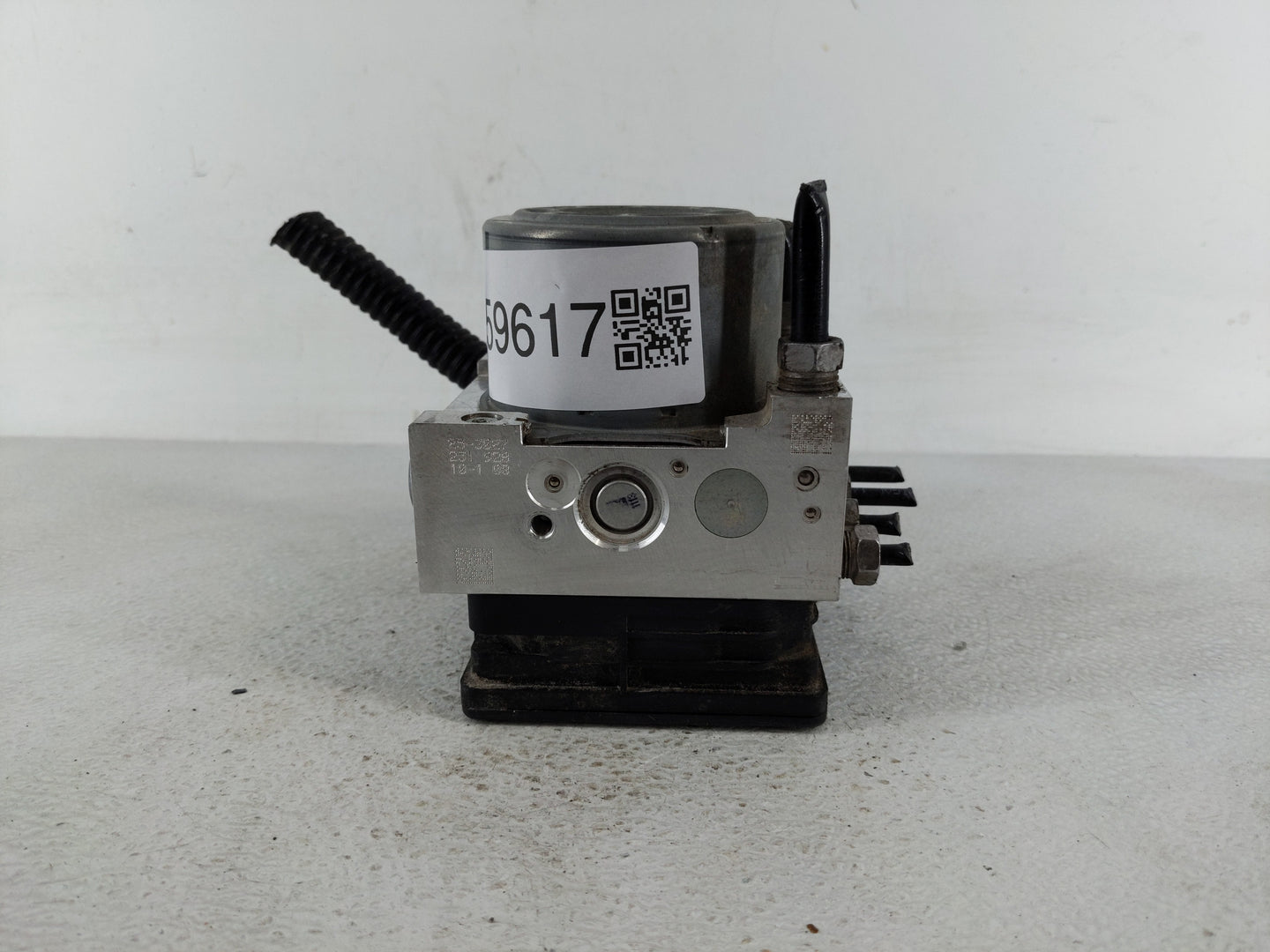 2014-2016 Cadillac Ats ABS Pump Control Module Replacement P/N:23308243 23122240 Fits Fits 2014 2015 2016 OEM Used Auto Part