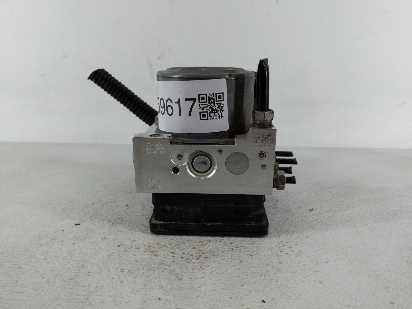 2014-2016 Cadillac Ats ABS Pump Control Module Replacement P/N:23308243 23122240 Fits Fits 2014 2015 2016 OEM Used Auto Part