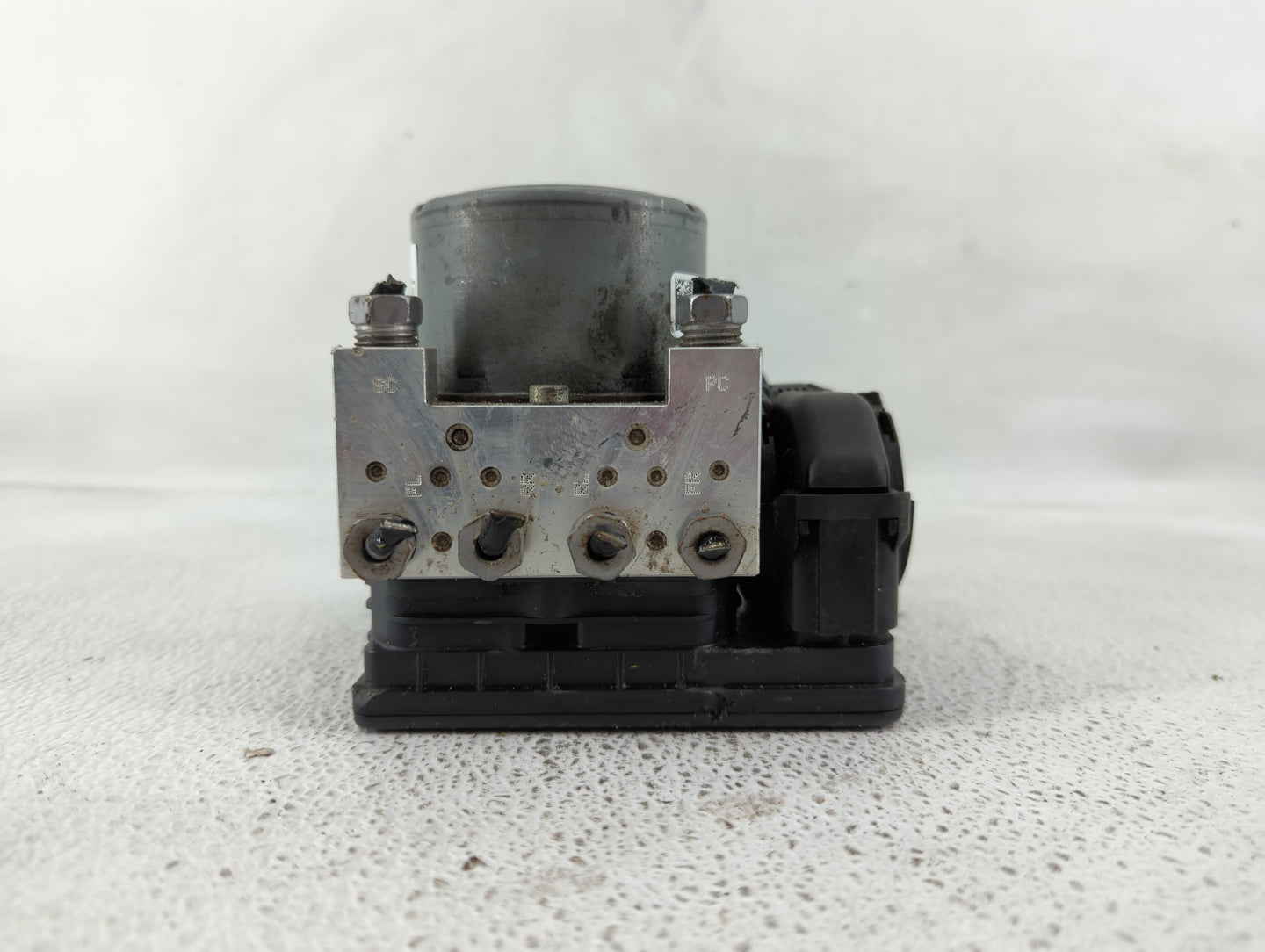 2014-2016 Cadillac Ats ABS Pump Control Module Replacement P/N:23366343 23468631 Fits Fits 2014 2015 2016 OEM Used Auto Part
