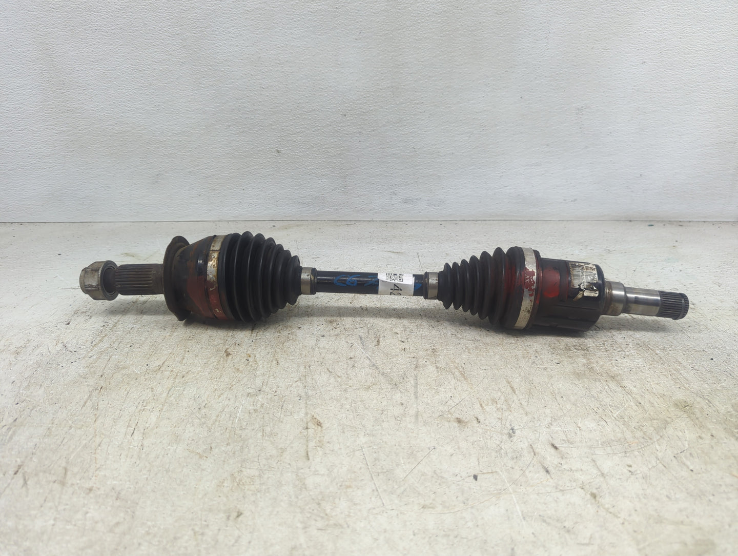 2013-2018 Cadillac Ats Axle Shaft Front Passenger Cv C/v - Oemusedautoparts1.com