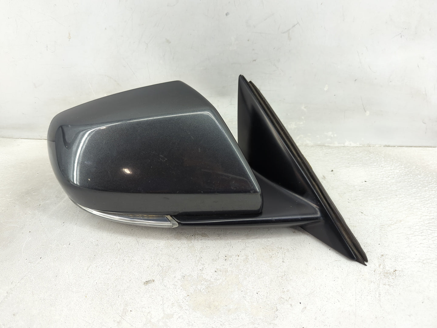 2014-2018 Cadillac Ats Passenger Side View Mirror - Right Door Mirror OEM Used - Oemusedautoparts1.com