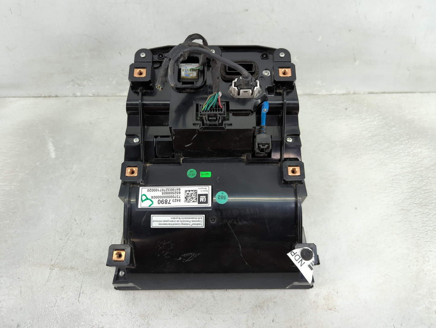 2016 Cadillac Ats Radio AM FM Cd Player Receiver Replacement P/N:652508805 84237890 Fits OEM Used Auto Parts - Oemusedautopa