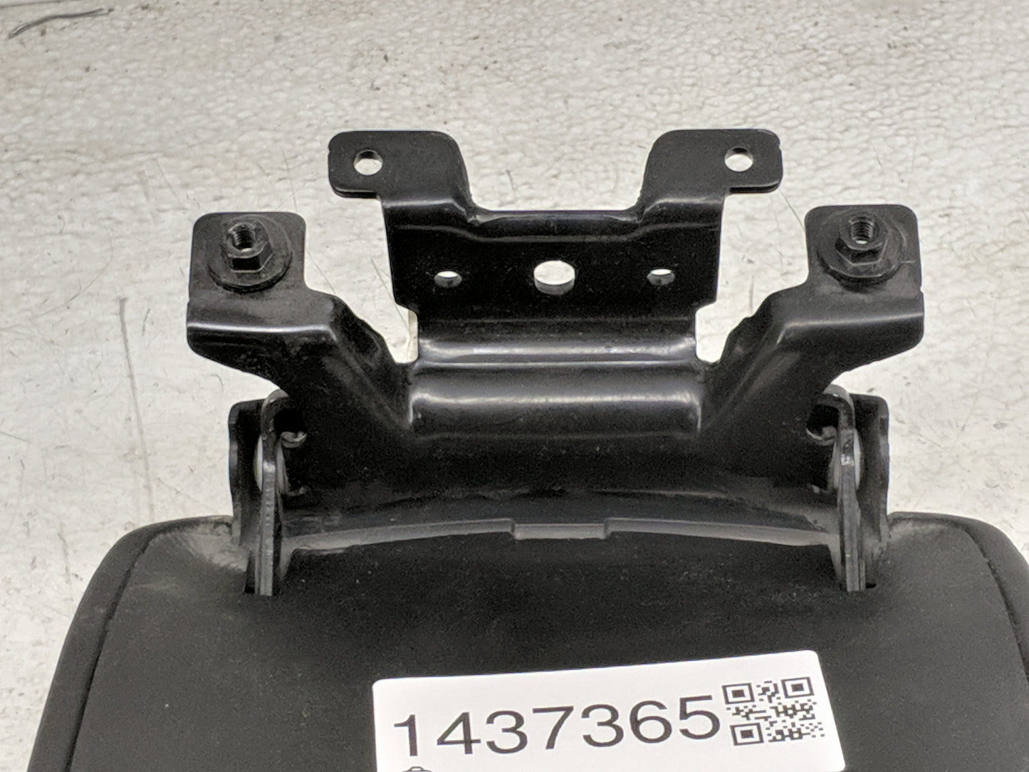 2016 Cadillac Ats Center Console Armrest Cover Lid Fits OEM Used Auto Parts - Oemusedautoparts1.com