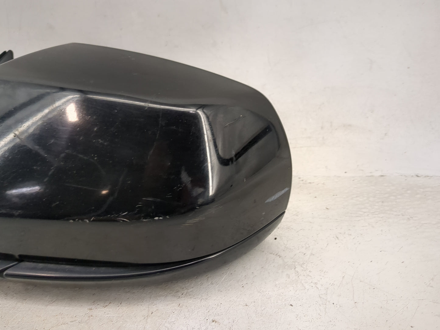2014-2018 Cadillac Ats Driver Side View Mirror - Left Door Mirror OEM Used - Oemusedautoparts1.com