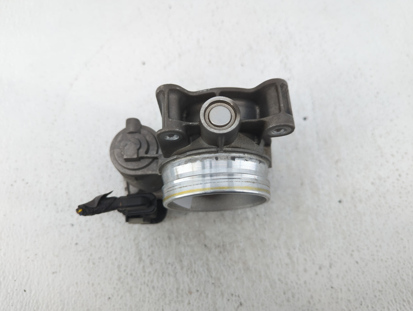 2013-2018 Cadillac Ats Throttle Body P/N:12670837AA Fits Fits 2013 2014 2015 2016 2017 2018 2019 2020 2021 OEM Used Auto Par
