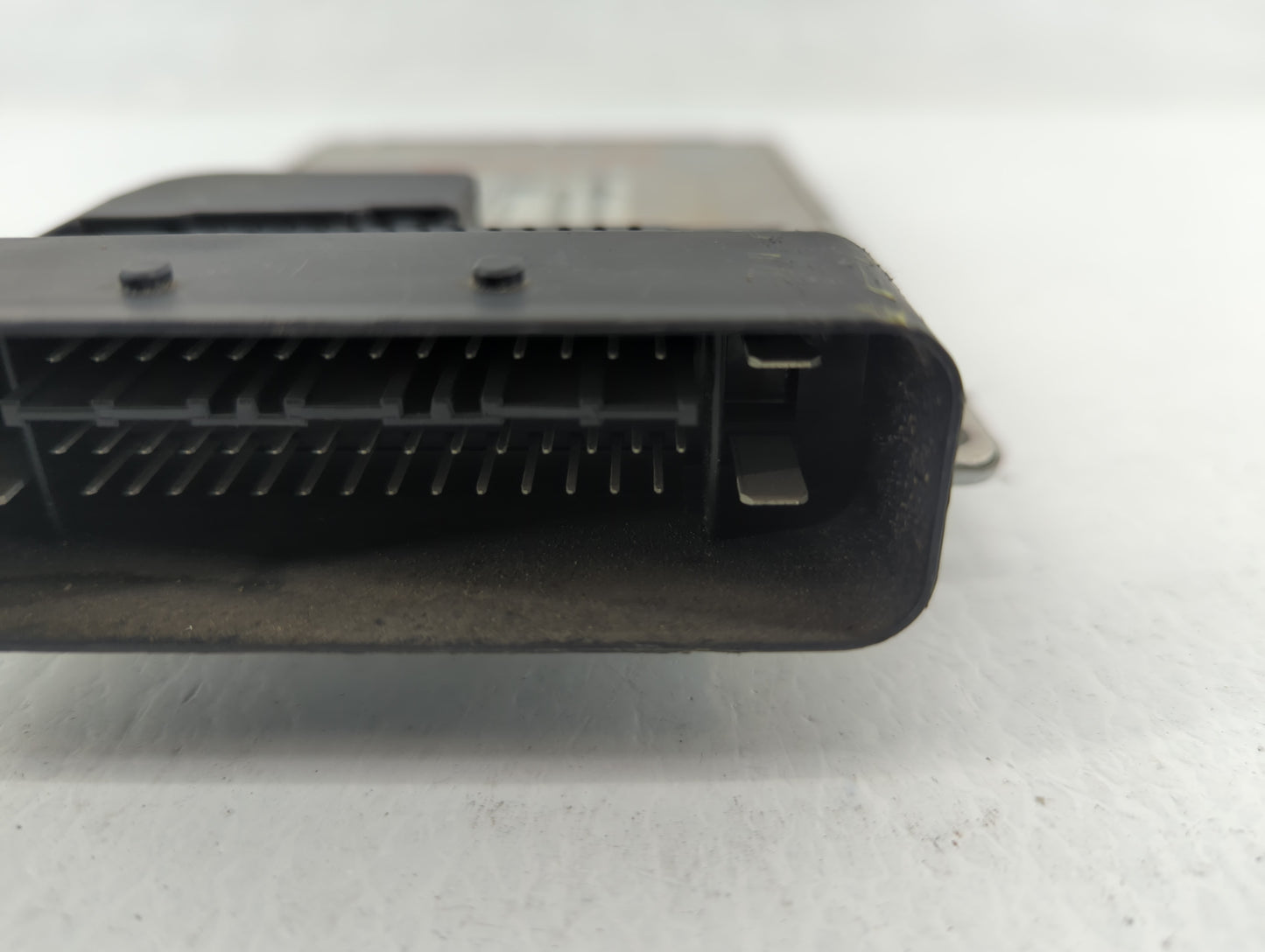 2016-2016 Cadillac Ats Chassis Control Module Ccm Bcm Body Control - Oemusedautoparts1.com
