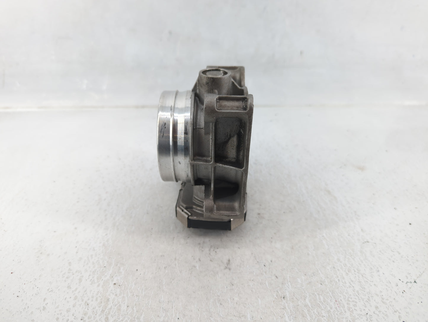 2013-2018 Cadillac Ats Throttle Body P/N:12627067DA Fits Fits 2013 2014 2015 2016 2017 2018 2019 2020 2021 OEM Used Auto Par