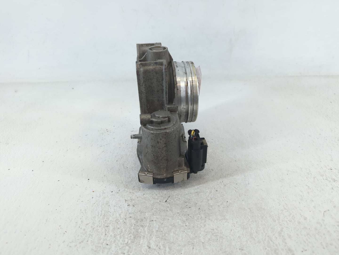 2013-2018 Cadillac Ats Throttle Body P/N:12627067DA Fits Fits 2013 2014 2015 2016 2017 2018 2019 2020 2021 OEM Used Auto Par