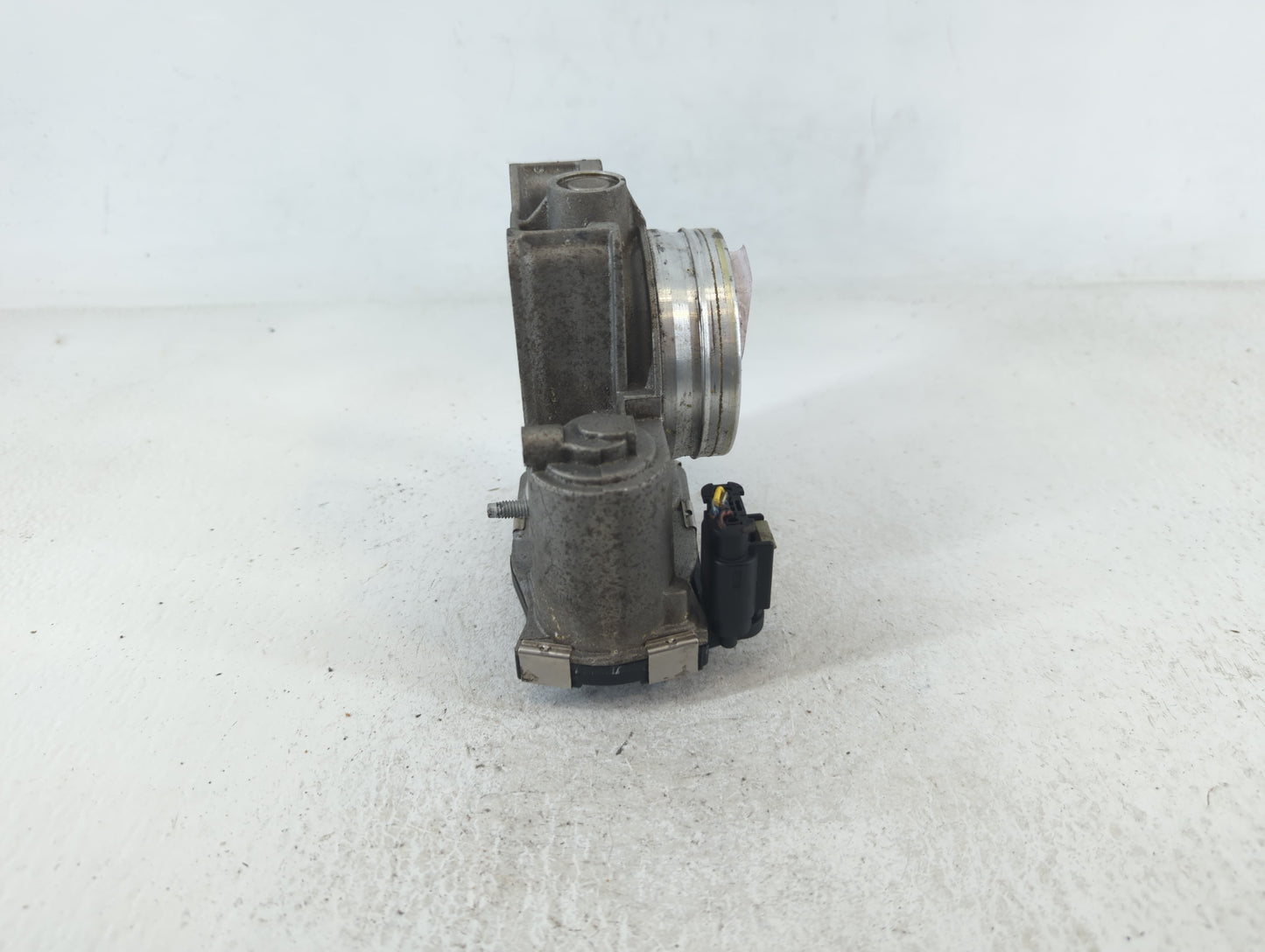 2013-2018 Cadillac Ats Throttle Body P/N:12627067DA Fits Fits 2013 2014 2015 2016 2017 2018 2019 2020 2021 OEM Used Auto Par