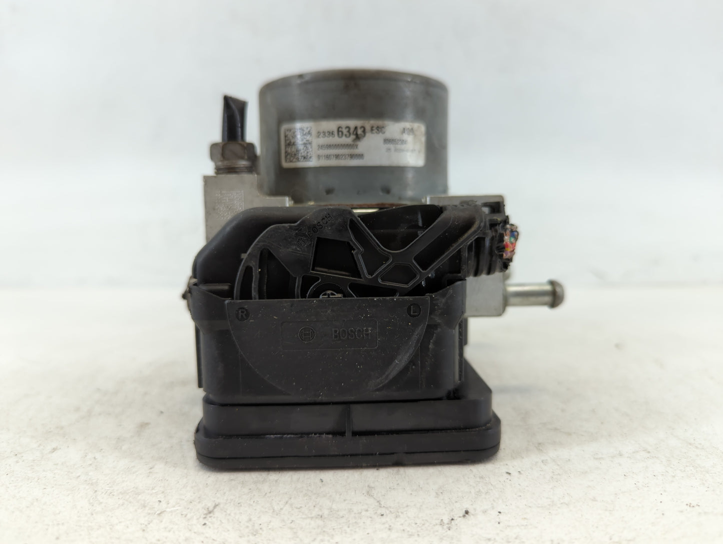 2014-2016 Cadillac Ats ABS Pump Control Module Replacement P/N:23366343 Fits Fits 2014 2015 2016 OEM Used Auto Parts - Oemus