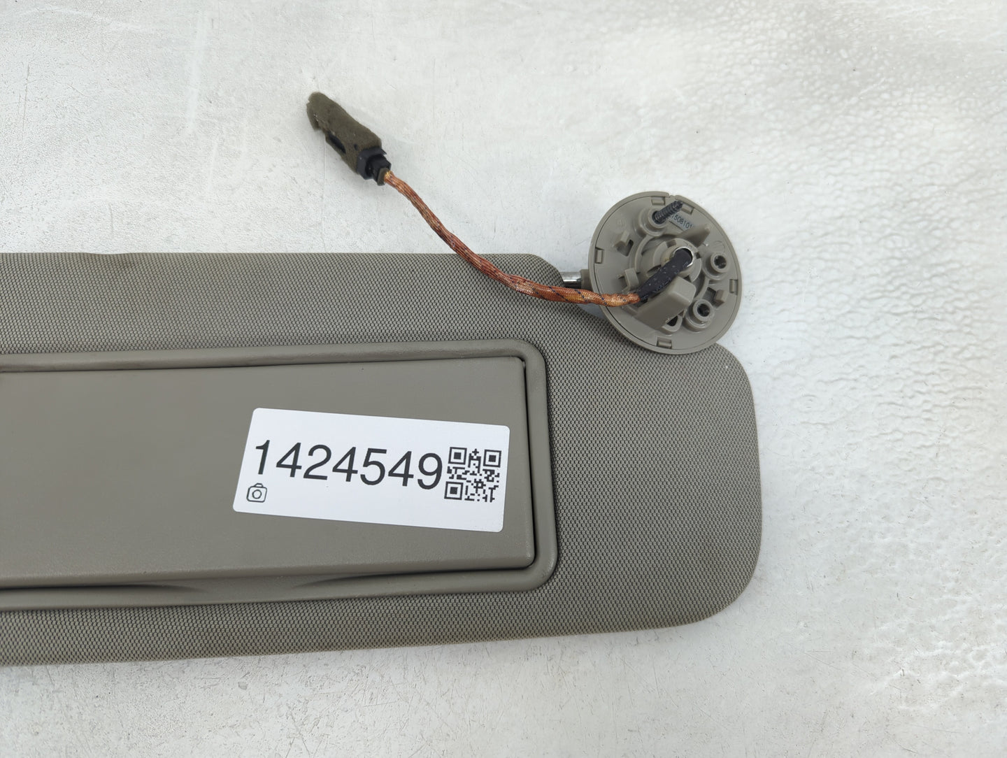 2014-2019 Cadillac Cts Sun Visor Shade Replacement Passenger Right Mirror Fits Fits 2014 2015 2016 2017 2018 2019 OEM Used A