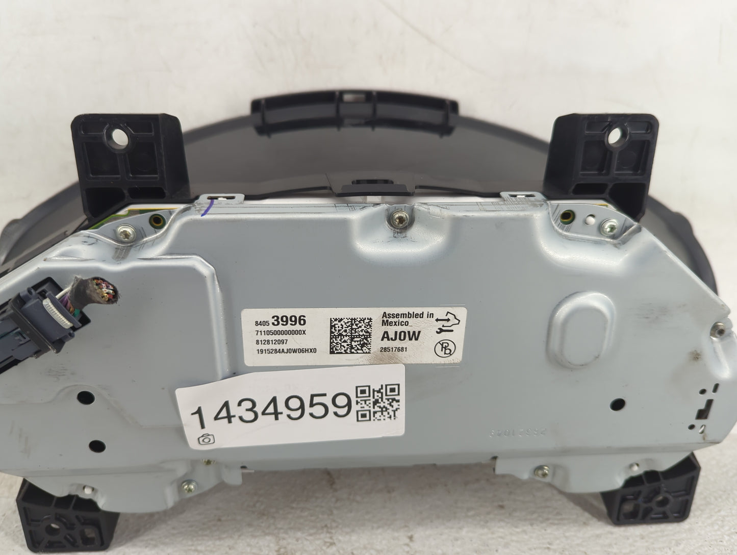 2016 Cadillac Cts Instrument Cluster Speedometer Gauges P/N:84053996 28517681, 1915284AJ0W06HX0, 812812097, 7110500000000X F