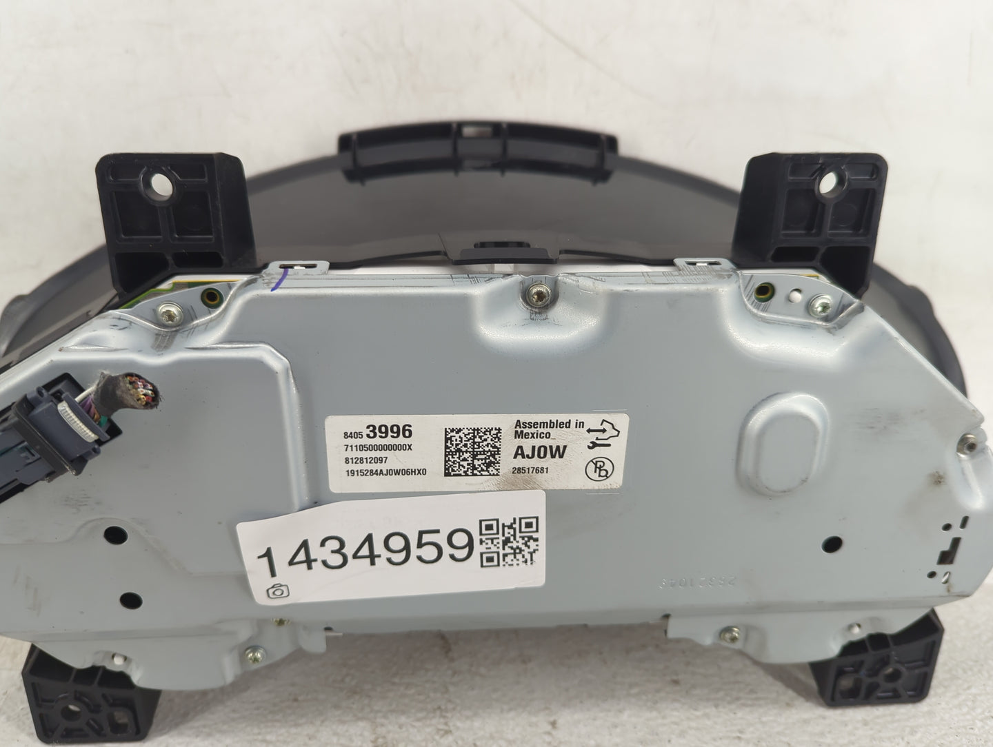 2016 Cadillac Cts Instrument Cluster Speedometer Gauges P/N:84053996 28517681, 1915284AJ0W06HX0, 812812097, 7110500000000X F