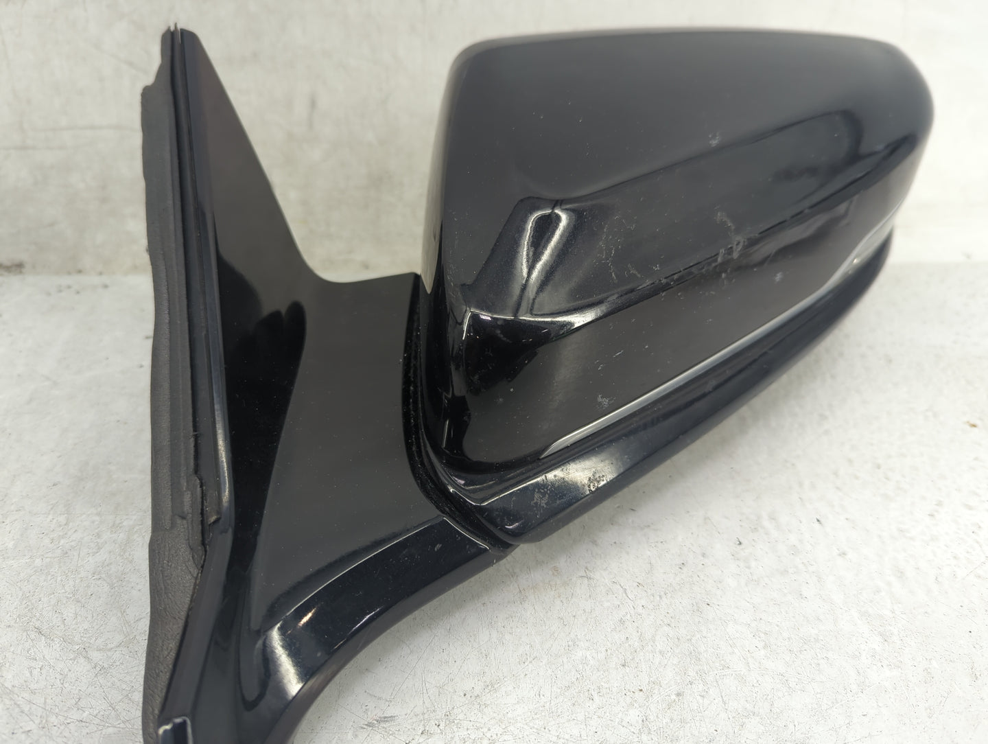2015-2019 Cadillac Cts Driver Side View Mirror - Left Door Mirror OEM Used - Oemusedautoparts1.com
