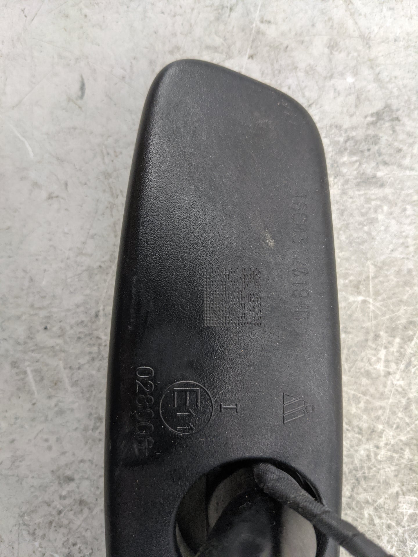 2016-2019 Cadillac Cts Interior Rear View Mirror Replacement OEM P/N:028006 Fits Fits 2016 2017 2018 2019 OEM Used Auto Part