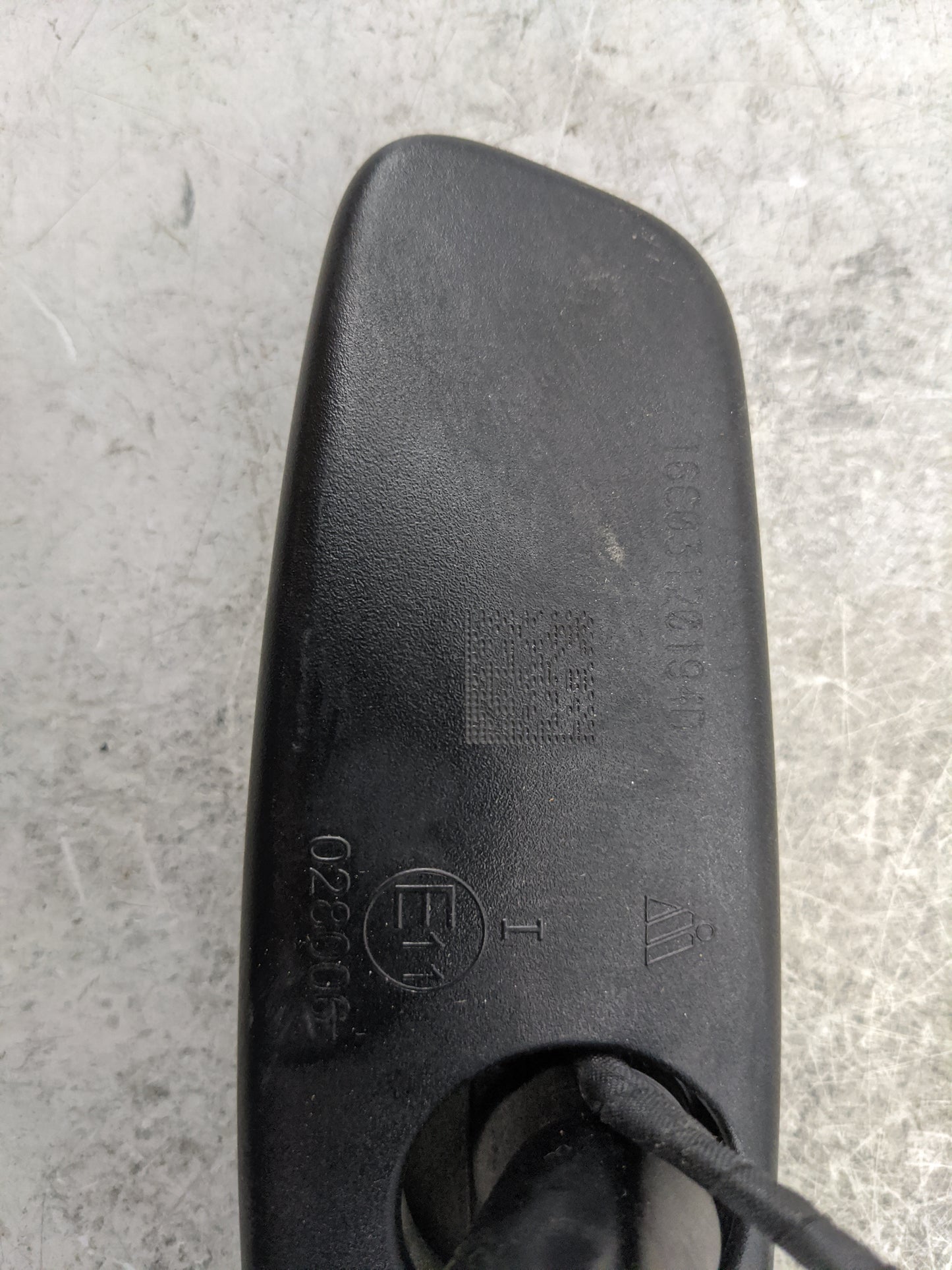 2016-2019 Cadillac Cts Interior Rear View Mirror Replacement OEM P/N:028006 Fits Fits 2016 2017 2018 2019 OEM Used Auto Part