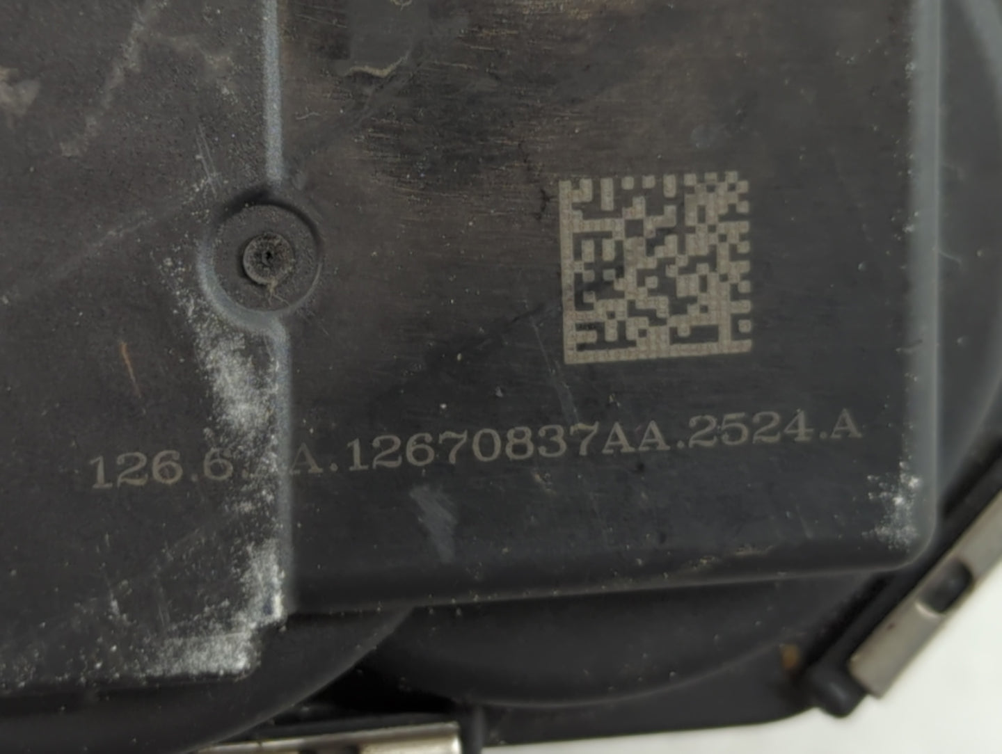 2014-2019 Cadillac Cts Throttle Body P/N:12670837AA Fits Fits 2013 2014 2015 2016 2017 2018 2019 2020 2021 OEM Used Auto Par